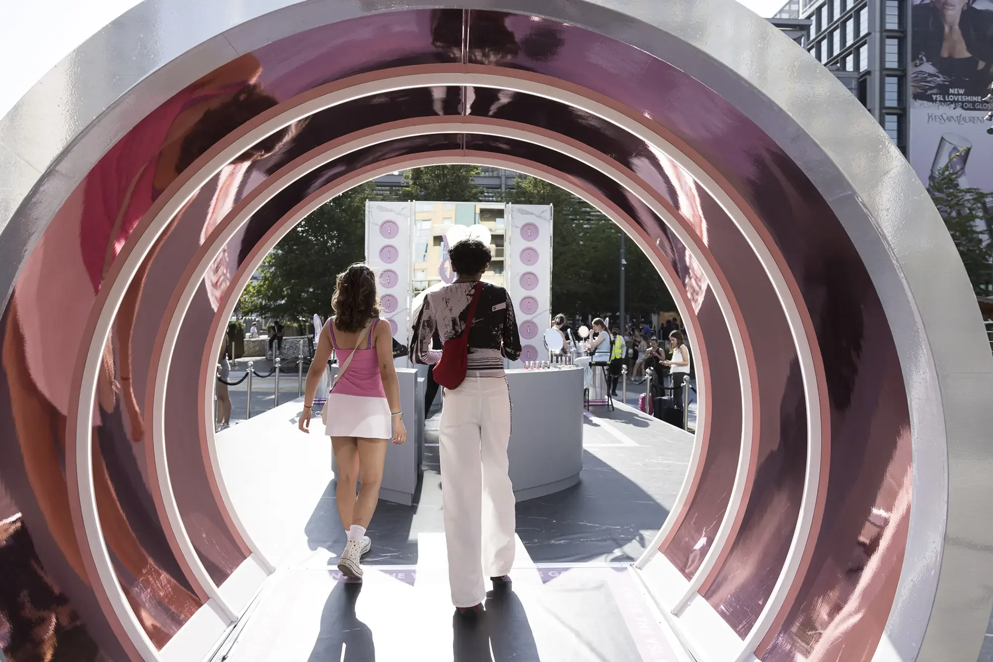 YSL Beauté, Love Games, Experiential Agency UK - Stand Interior, Customers walking through tunnel