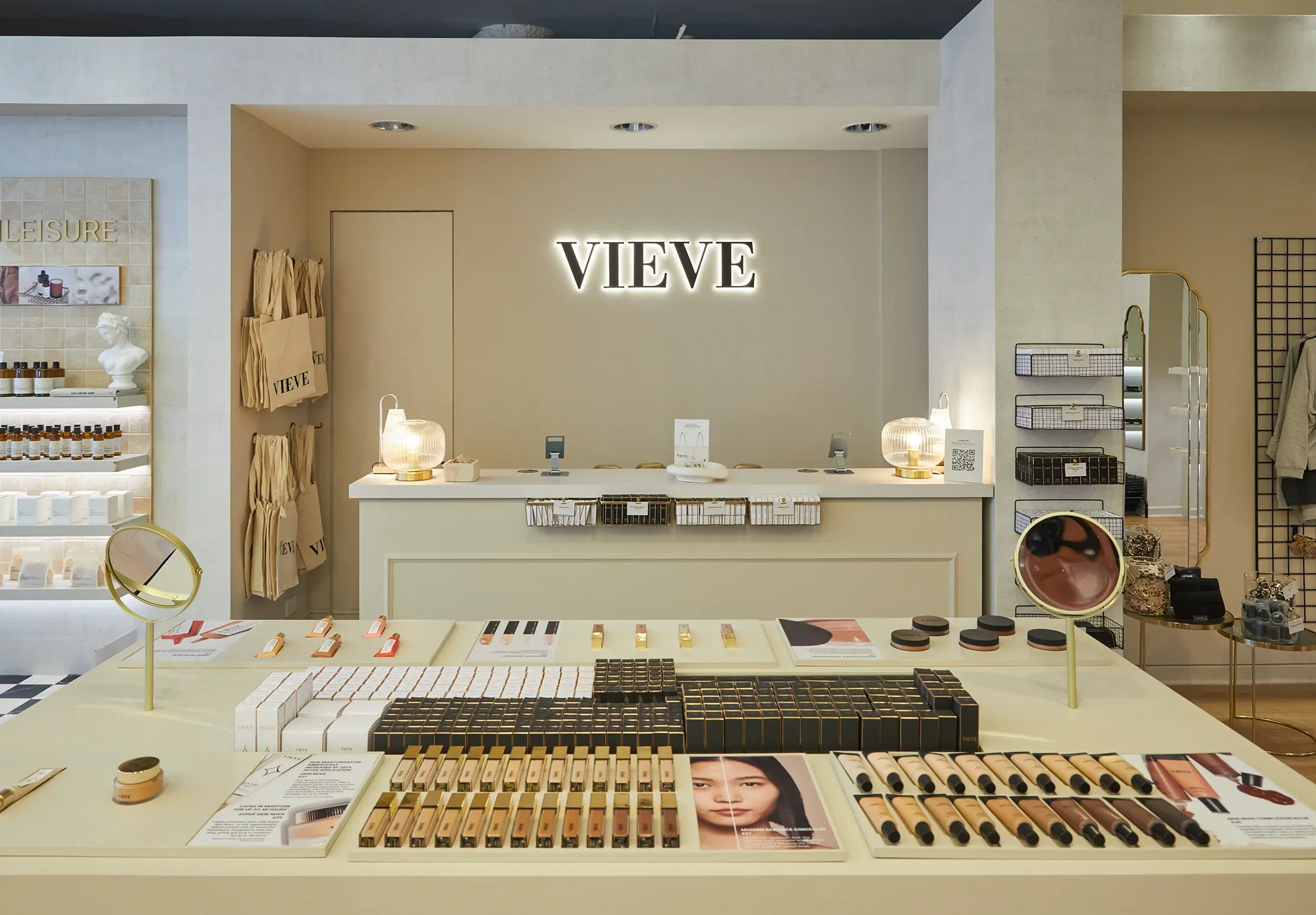 Vieve Pop-Up Product Display & VM