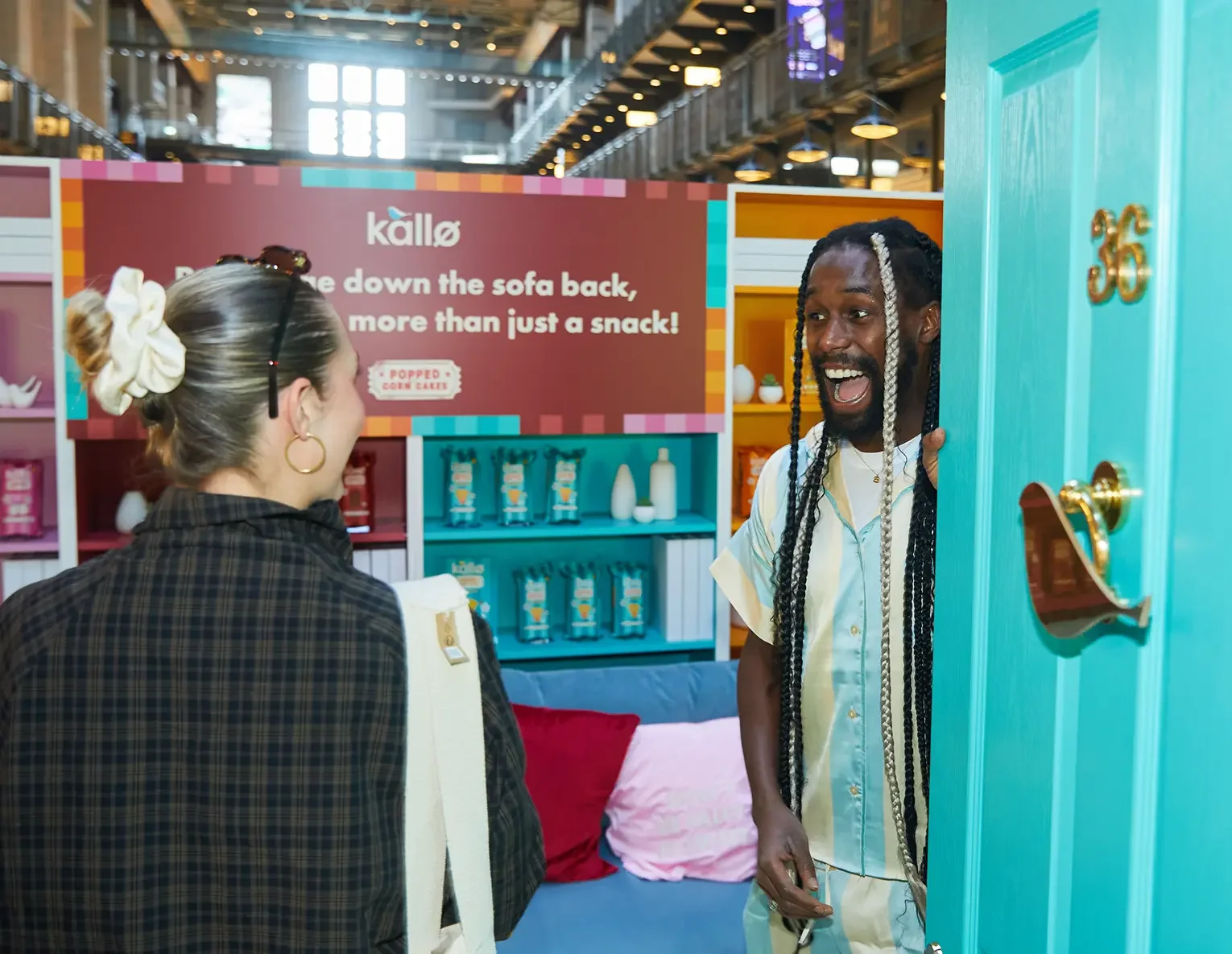 Kallo Snack Lounge - BA opening the front door