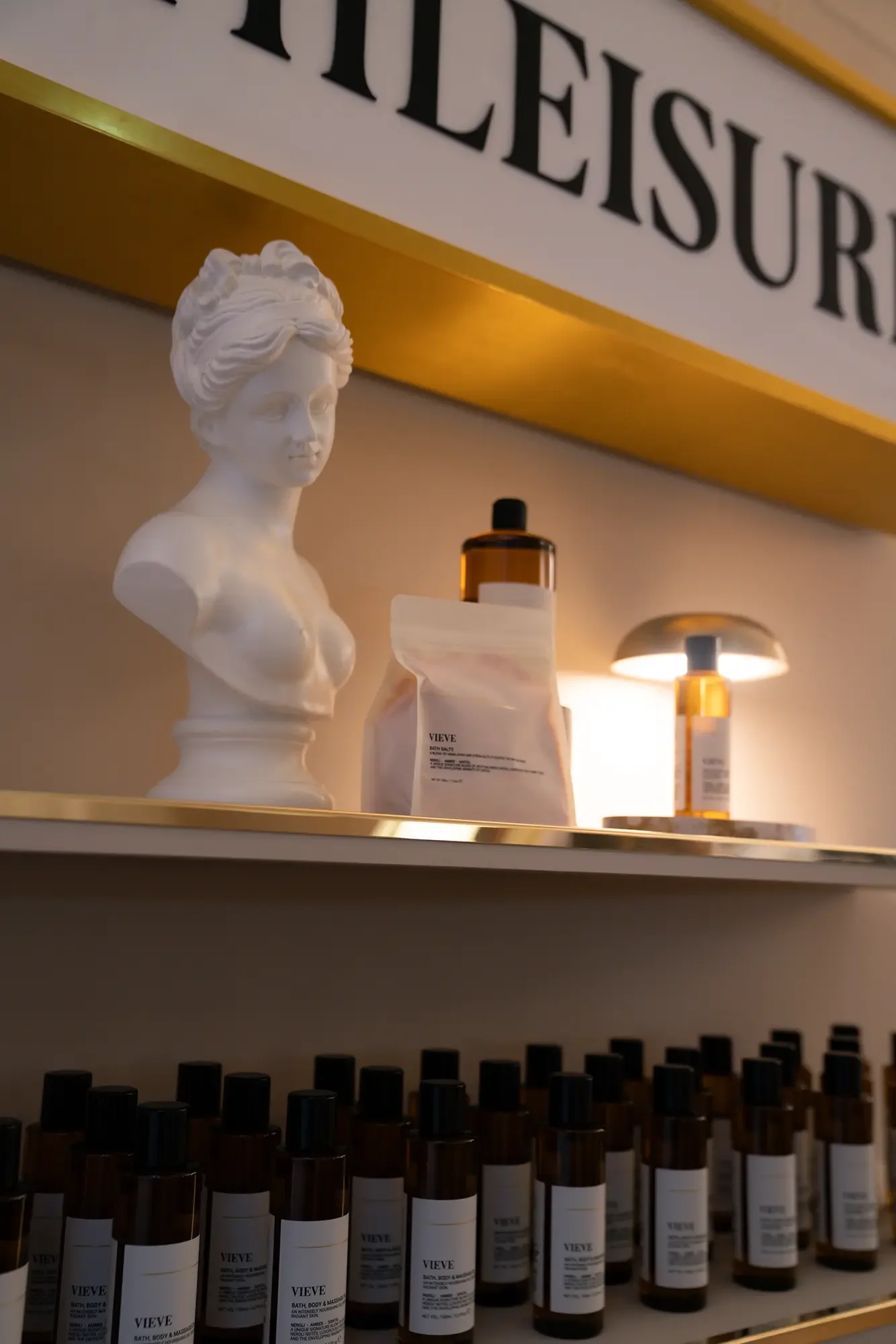 Vieve, Glasgow Pop-Up 2024, Props