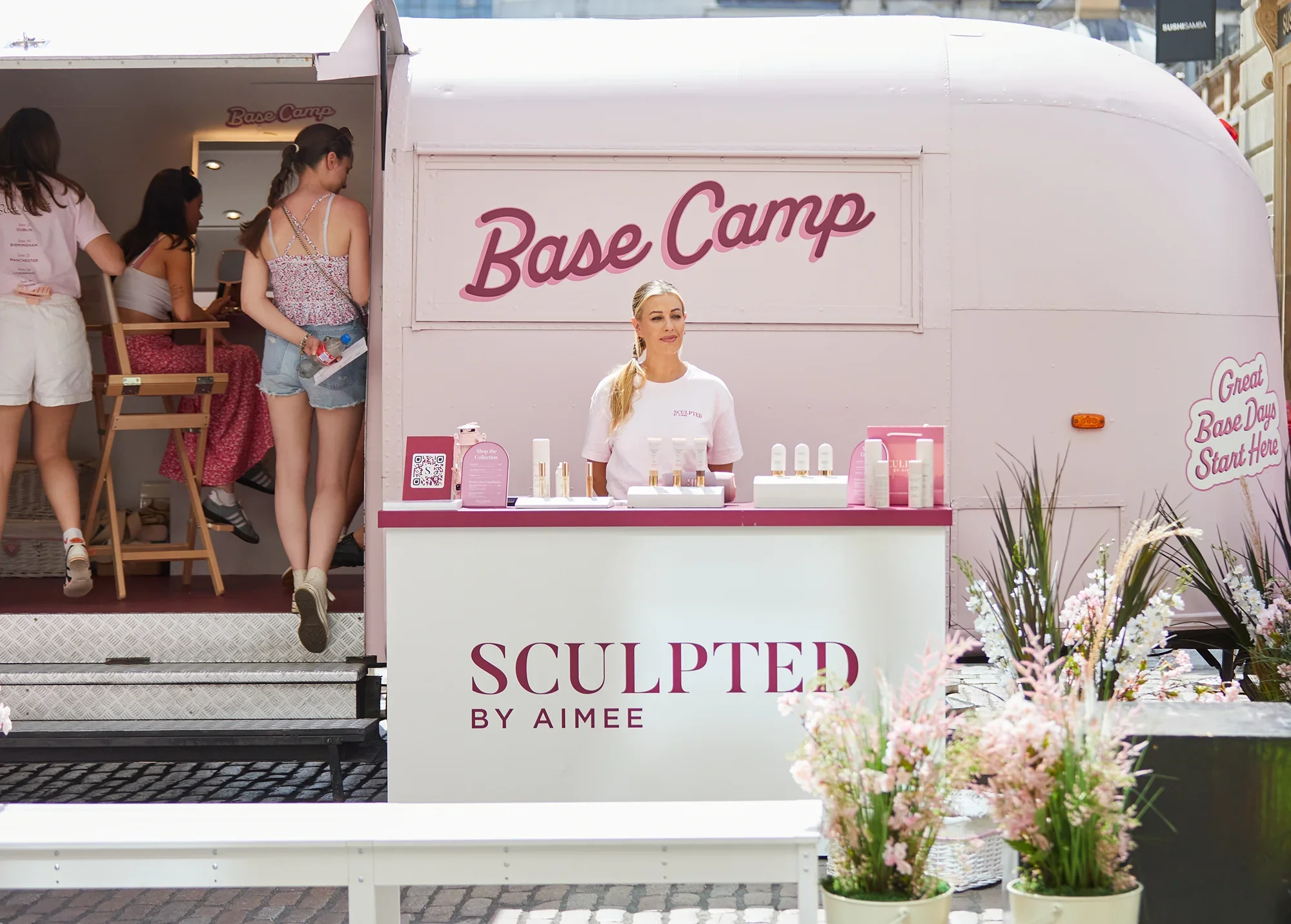 Scuplted by Aimee, Experiential Marketing Airstream Roadshow in Covent Garden, - Welcome area