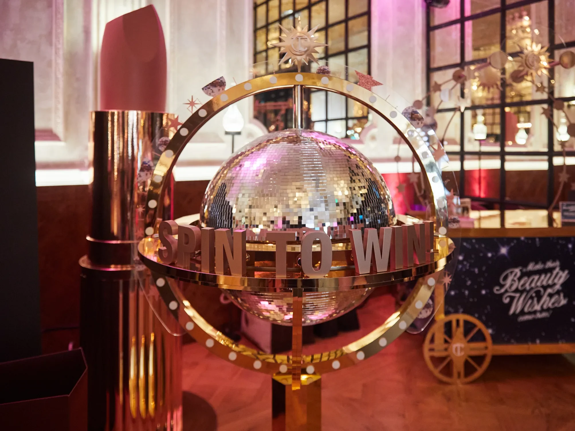 Charlotte Tilbury, Spin to win disco ball