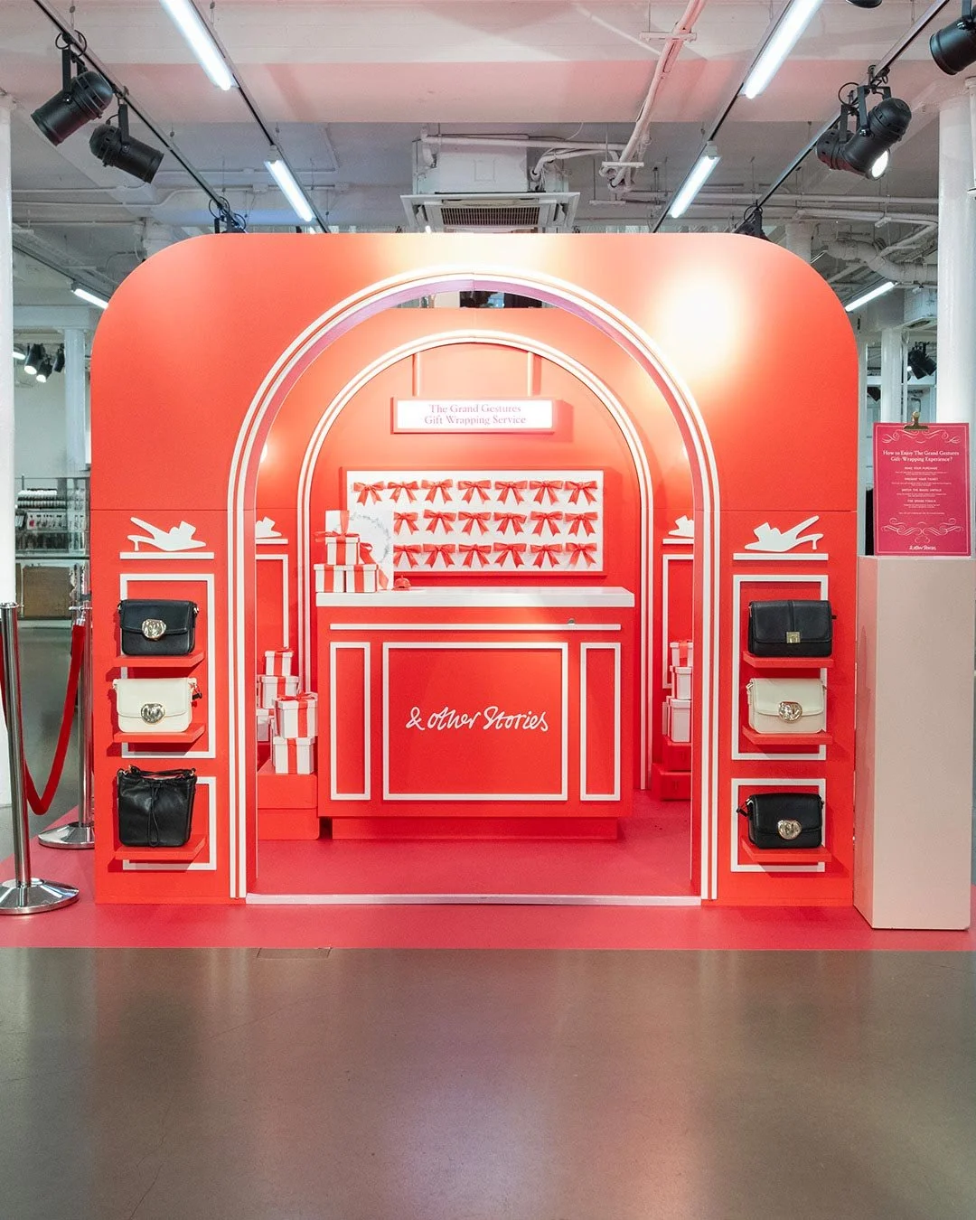 & Other Stories, Visual Merchandising Agency UK, Christmas Pop-up