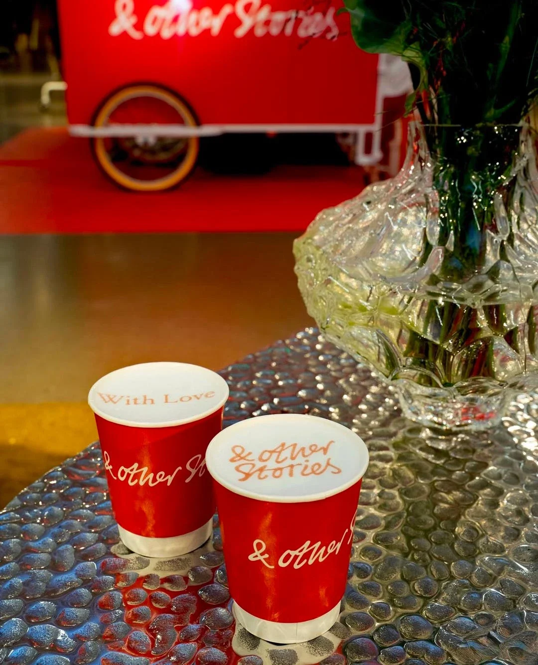 & Other Stories, Visual Merchandising Agency UK, Christmas Pop-up