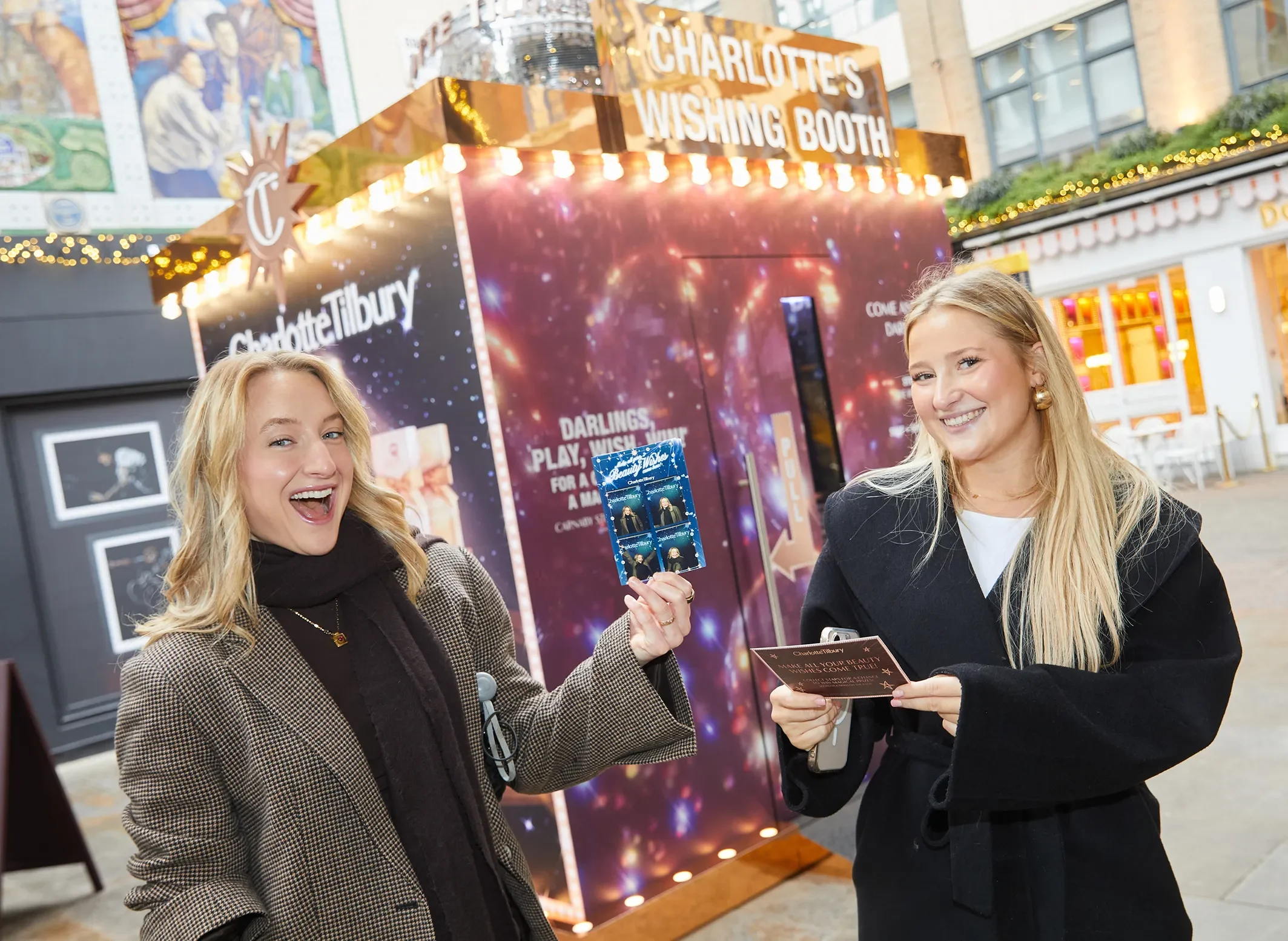 Charlotte Tilbury, Photobooth, customers winning