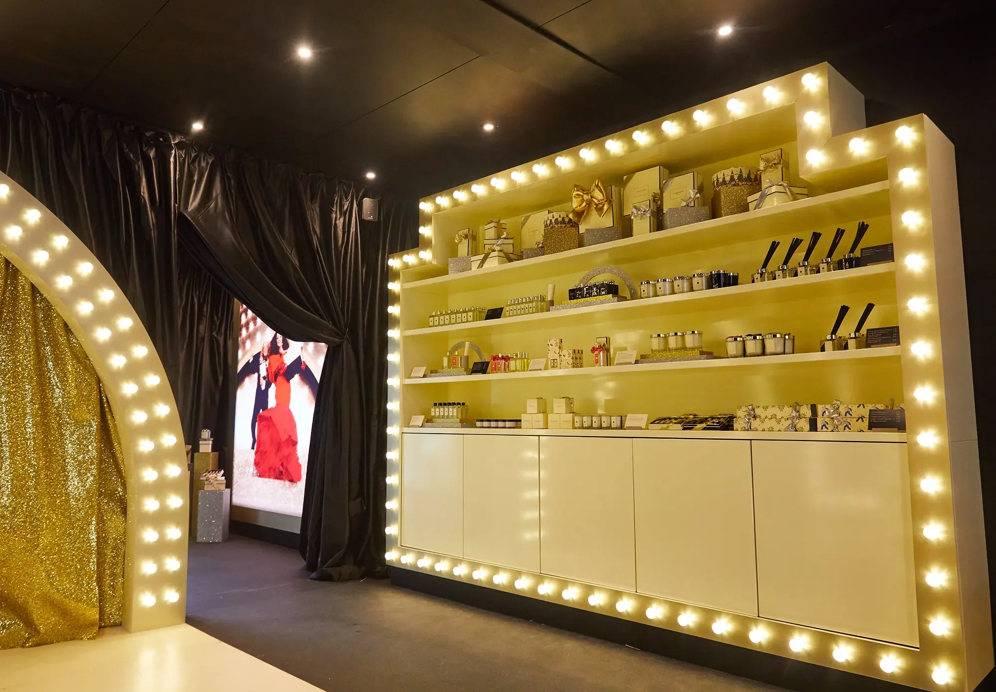 Jo Malone London, The Christmas Special Pop-up, Top UK Experiential Marketing Agency - POSl