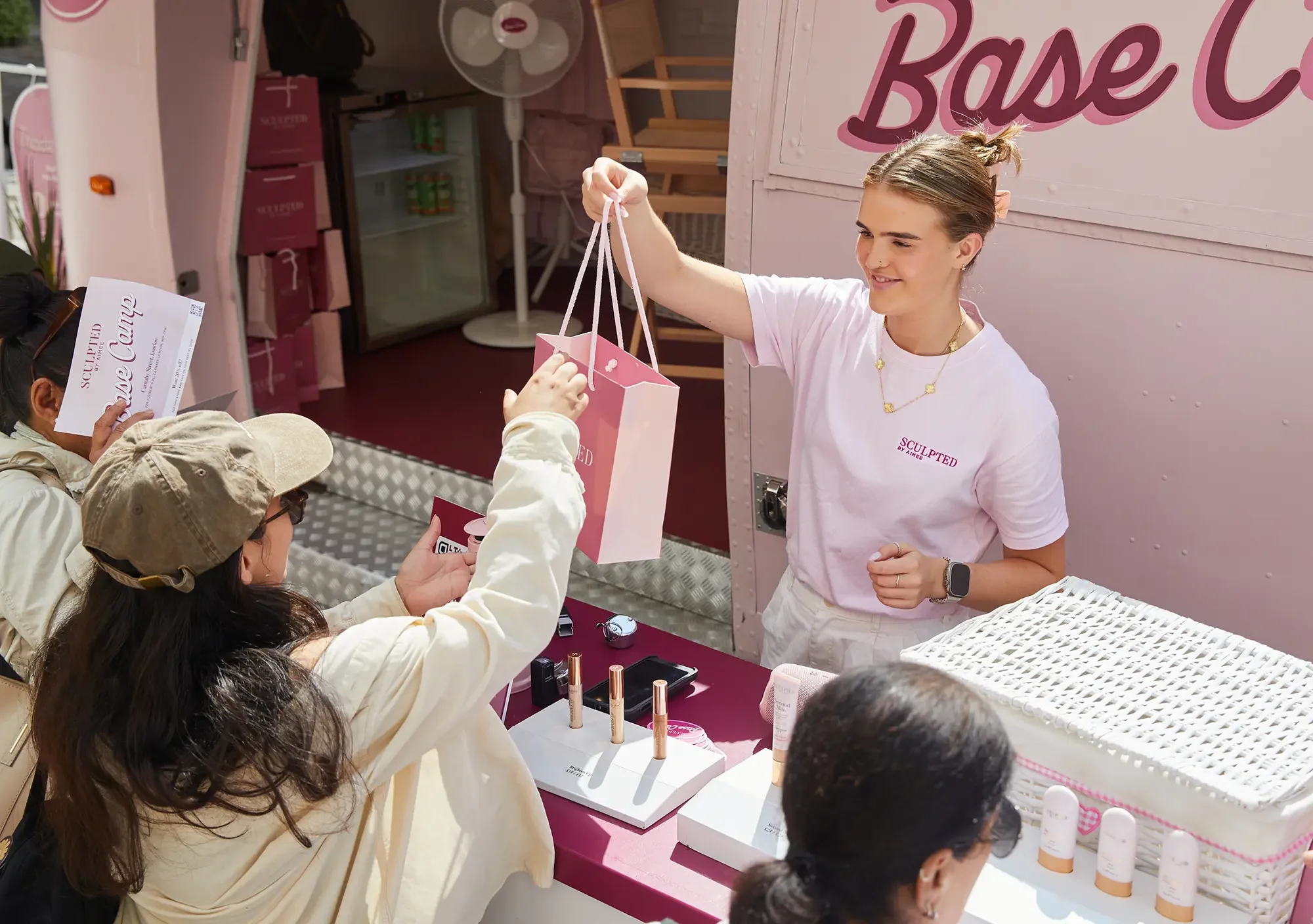 Sculpted by Aimee, Experiential Marketing Airstream Roadshow in Covent Garden, London