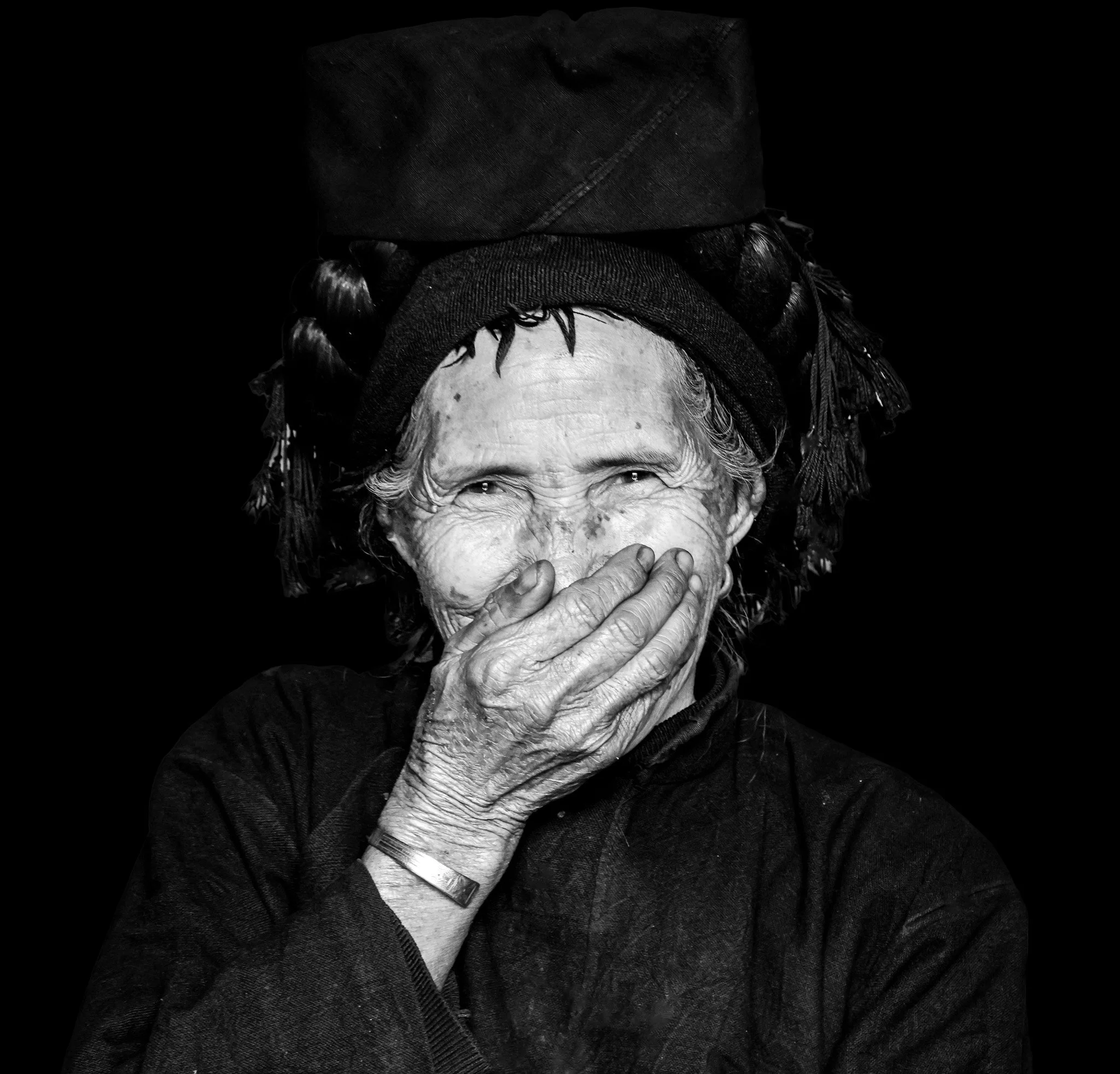 A HIDDEN SMILE, LISBETH MONETON.jpg