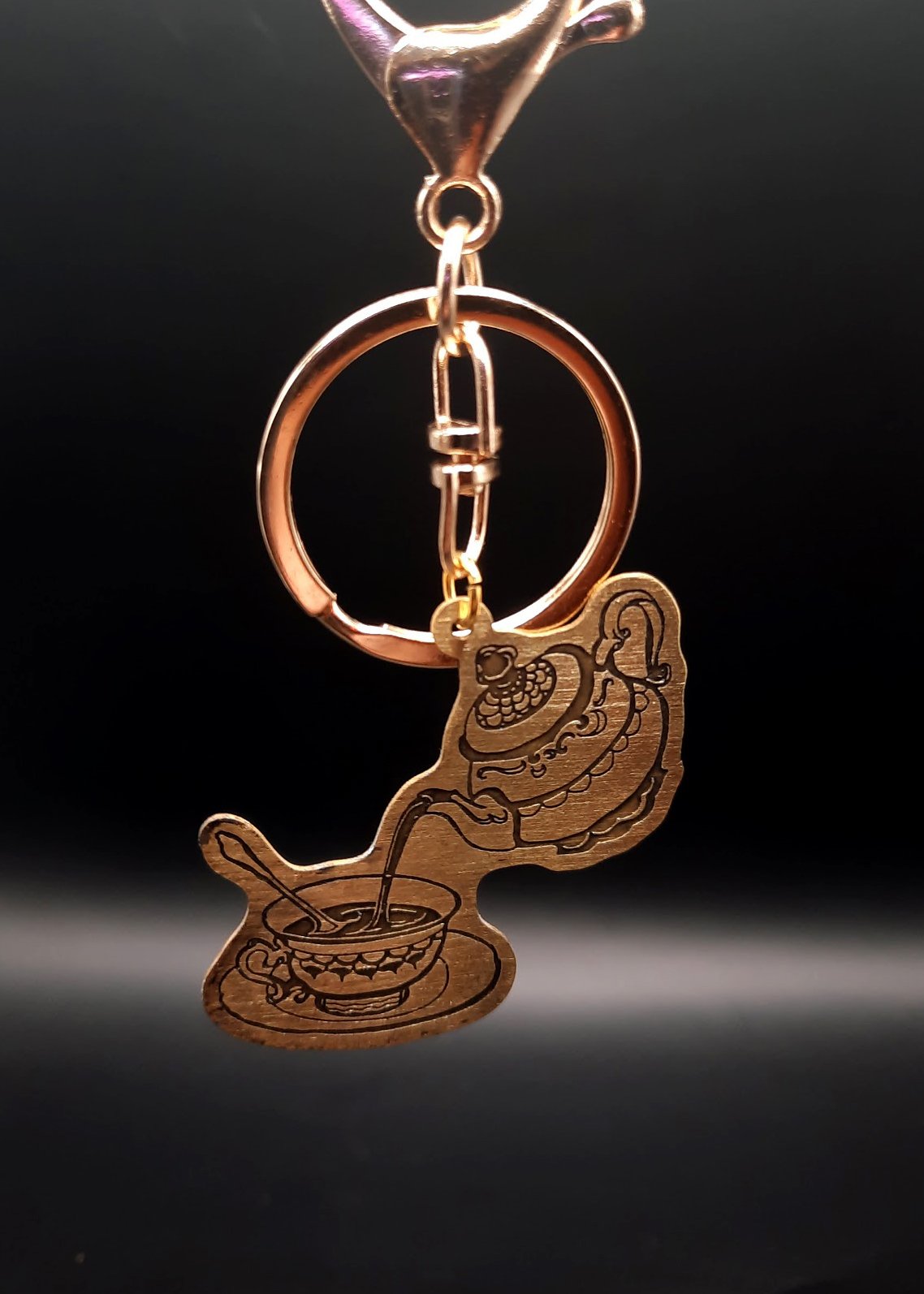 "Antiqued Brass Pouring Teapot" Keychain
