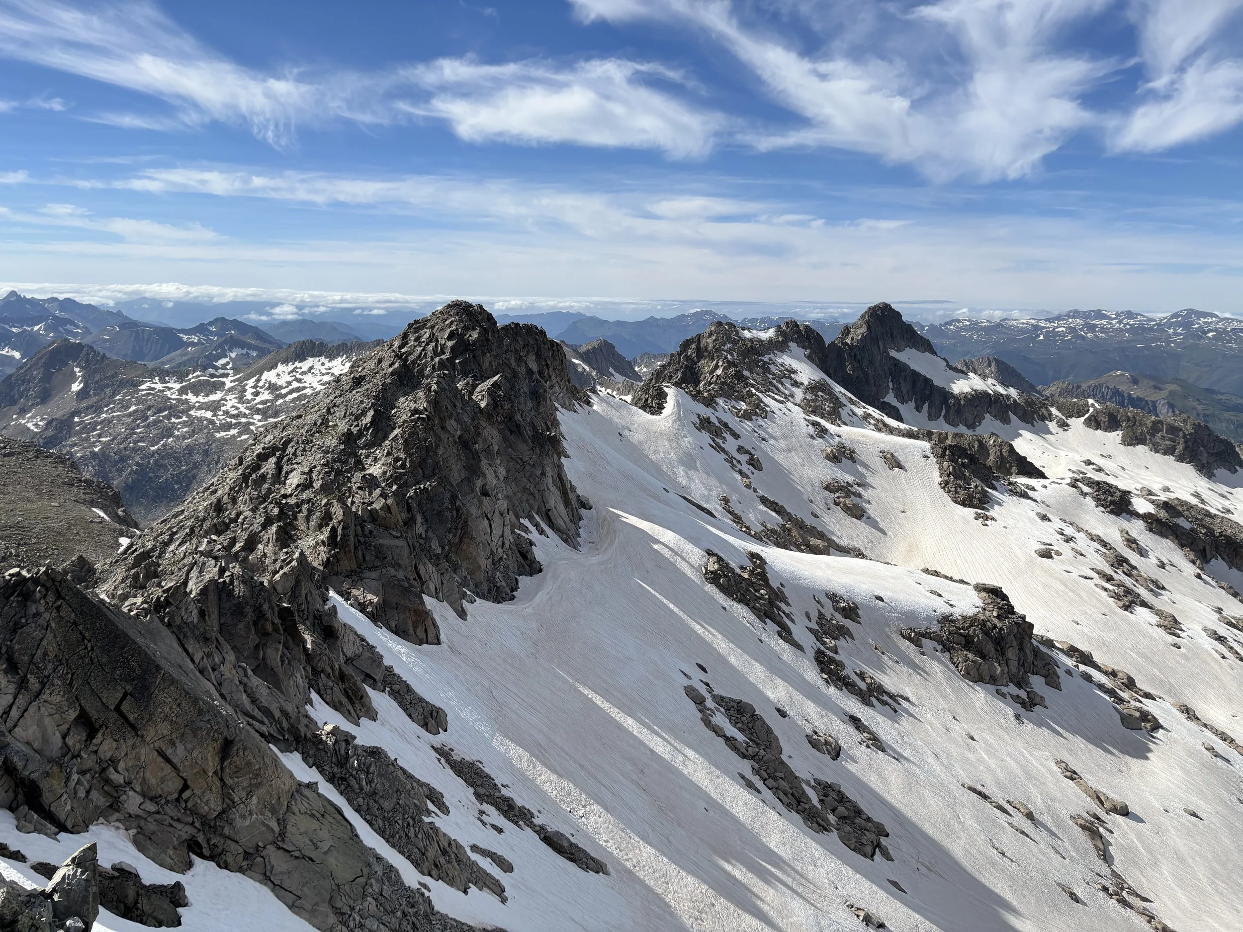 Arête des Besiberri depuis le Comoloforno