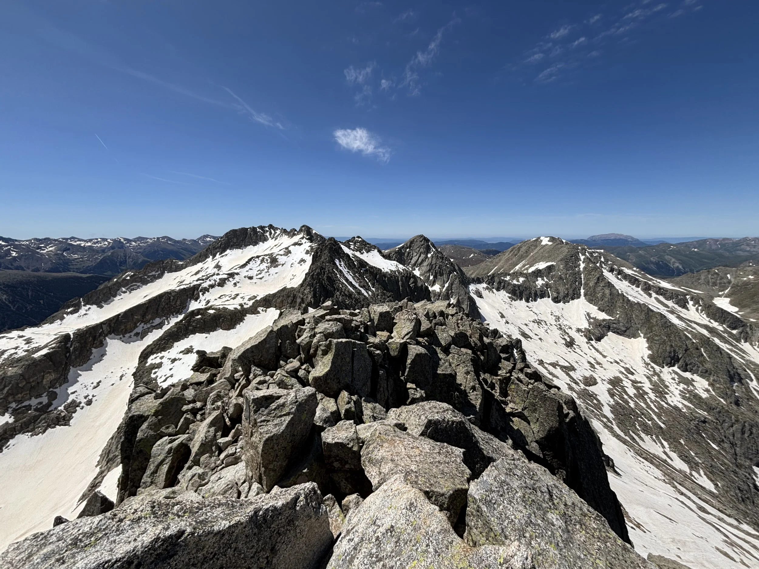 Arête depuis Besiberri Nord 
