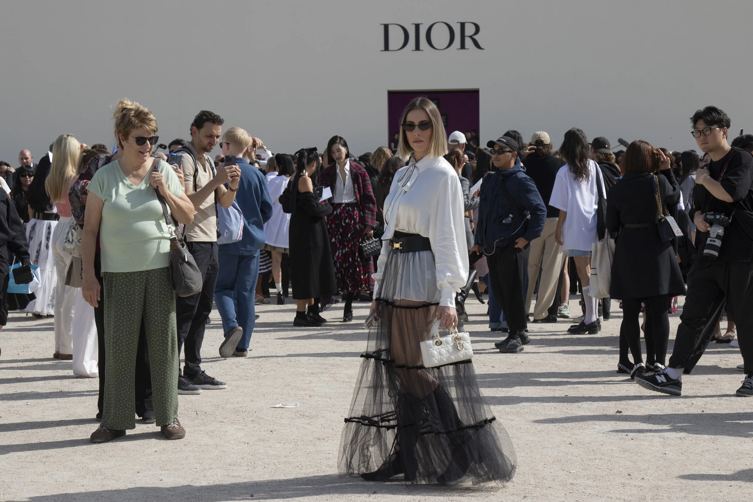 024©elli_ioannou_DIOR-street.JPG