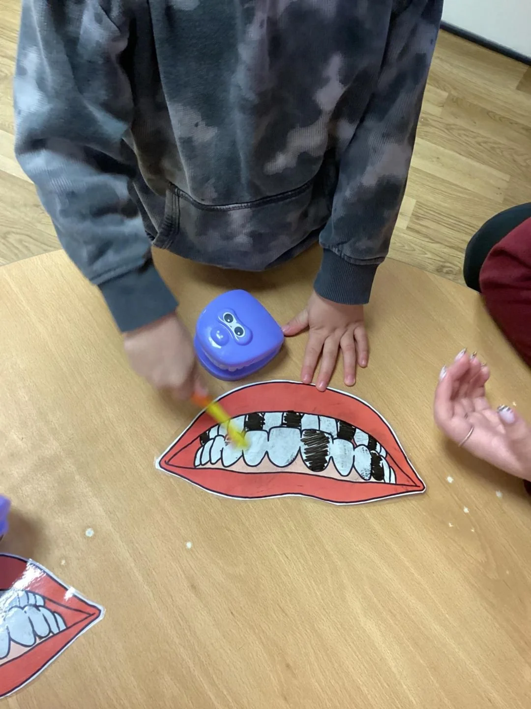 teeth activity 7.jpg
