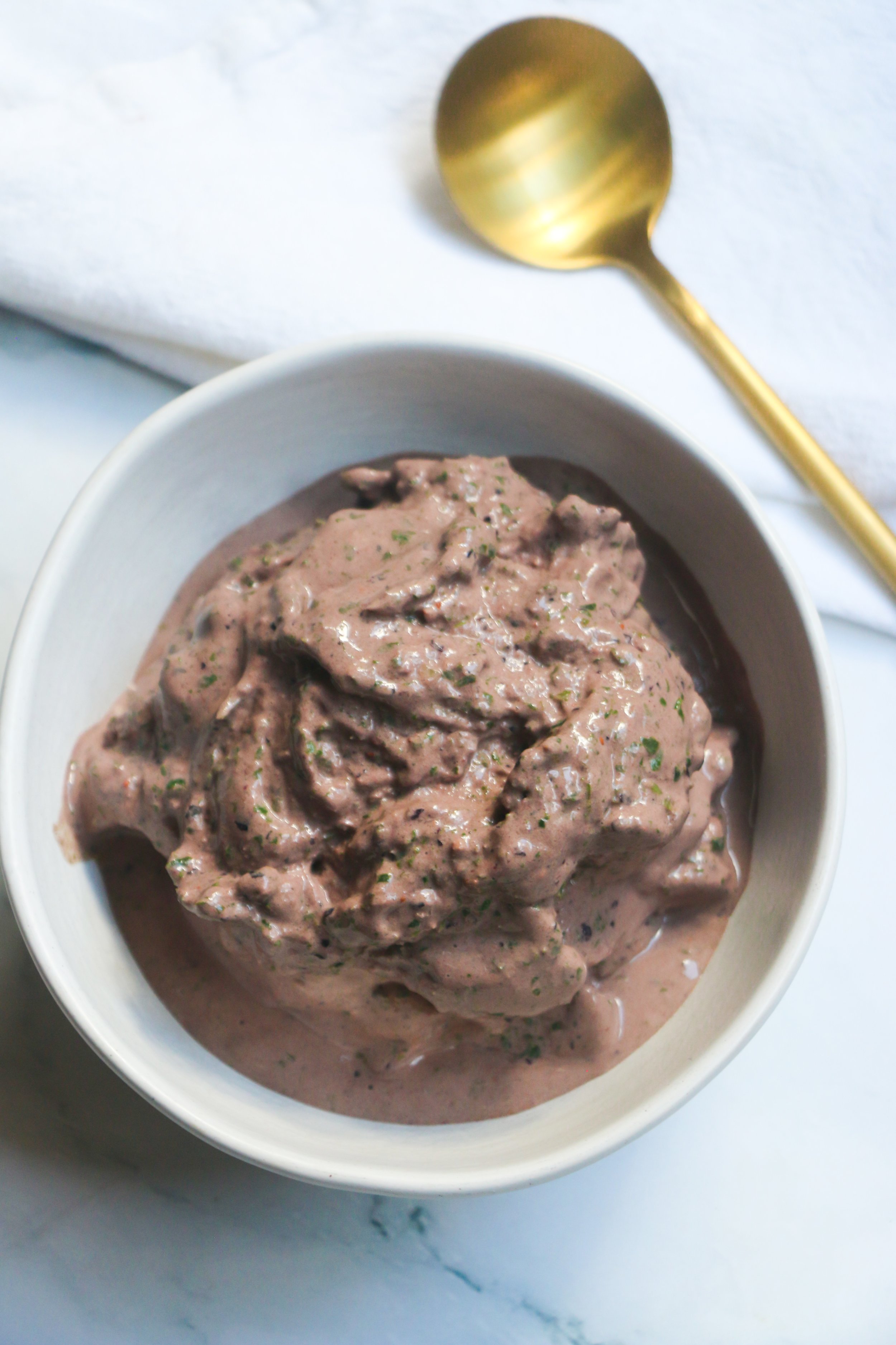 CHOC PINEAPPLE SMOOTHIE BOWL