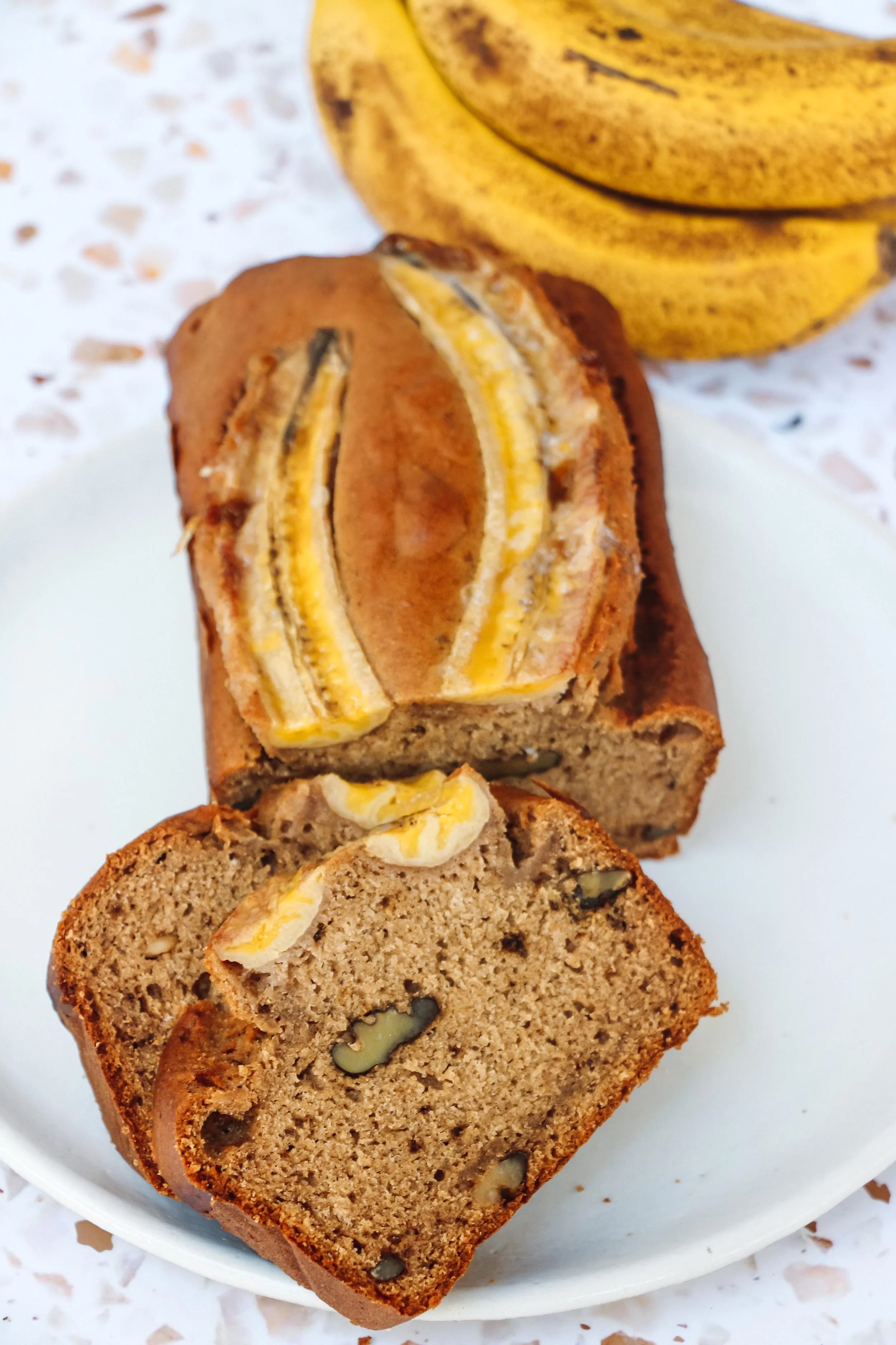 BANANA BREAD (BUT MAKE IT VEGAN)