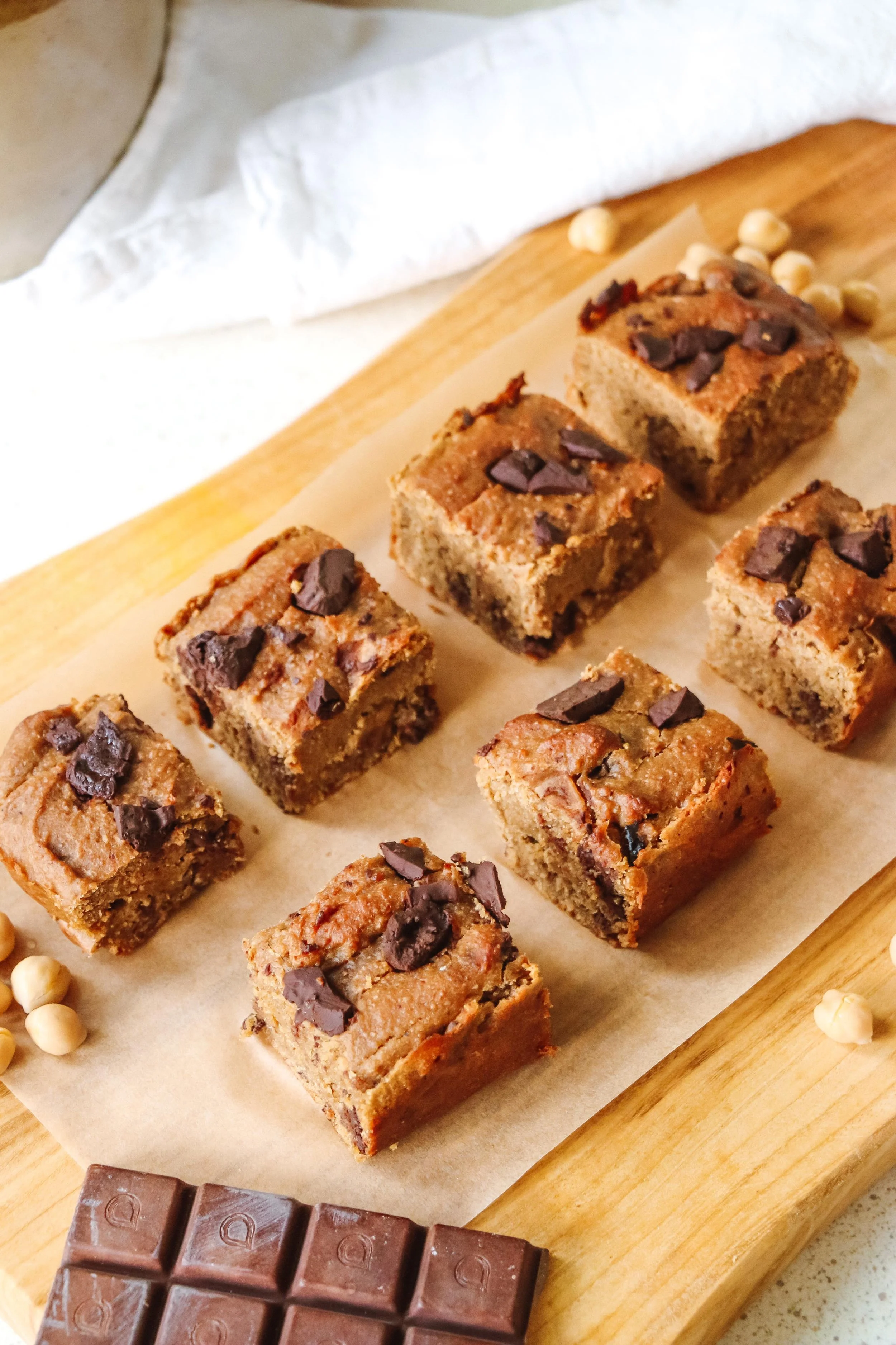 CHICKPEA BLONDIES