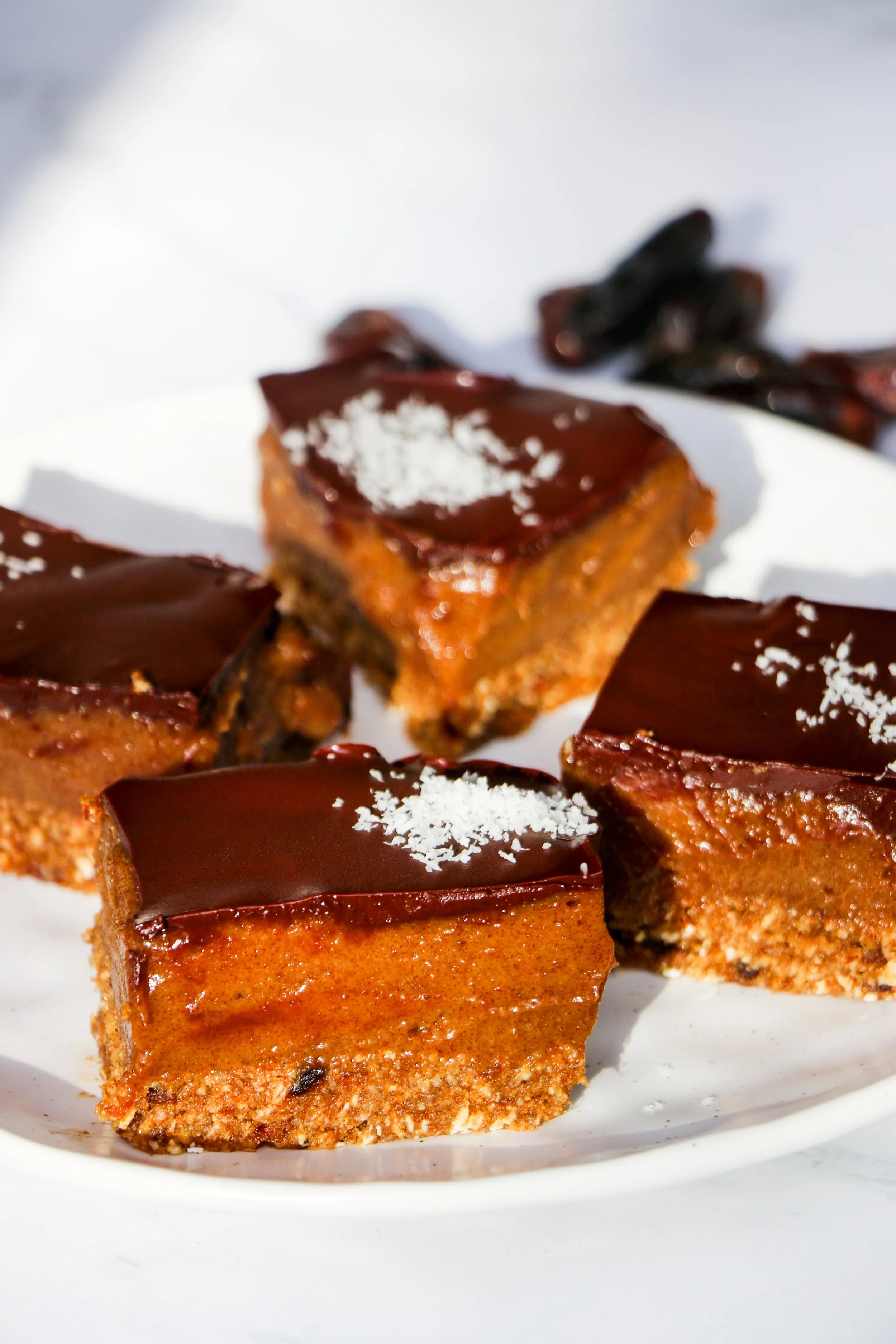 WHOLEFOOD CARAMEL SLICE