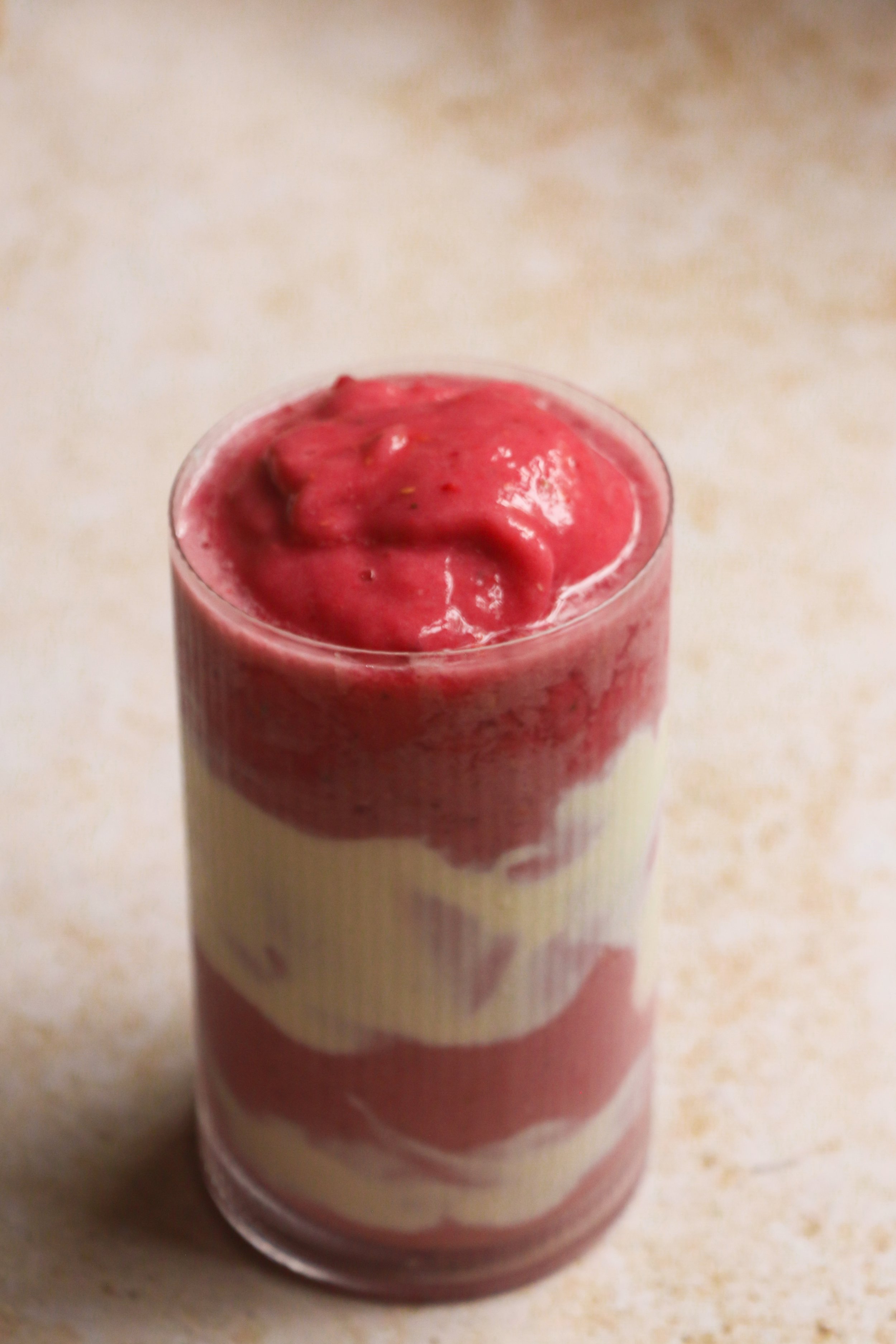RASPBERRY REFRESHER SMOOTHIE