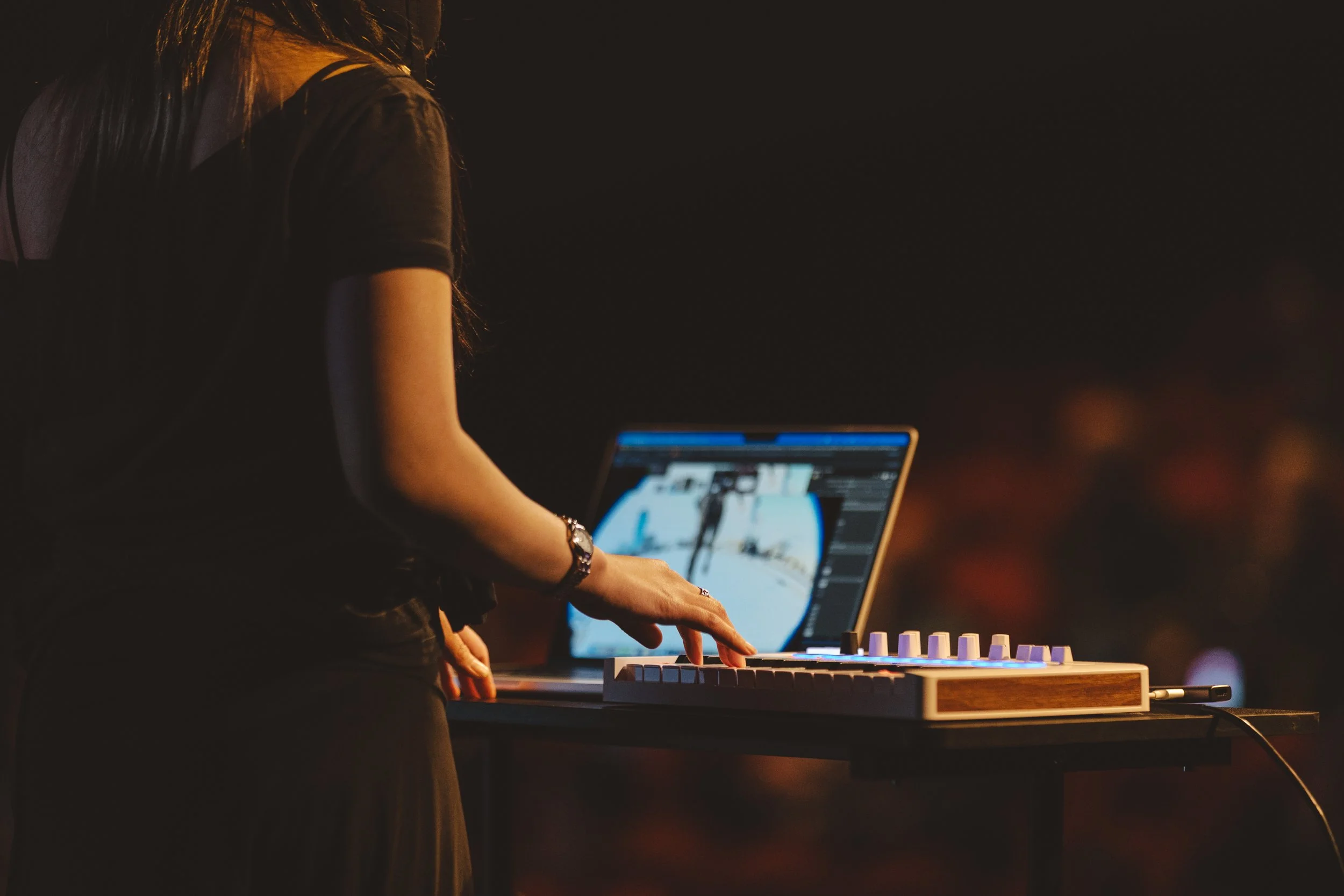 live-event-audio-visual-performance.JPG