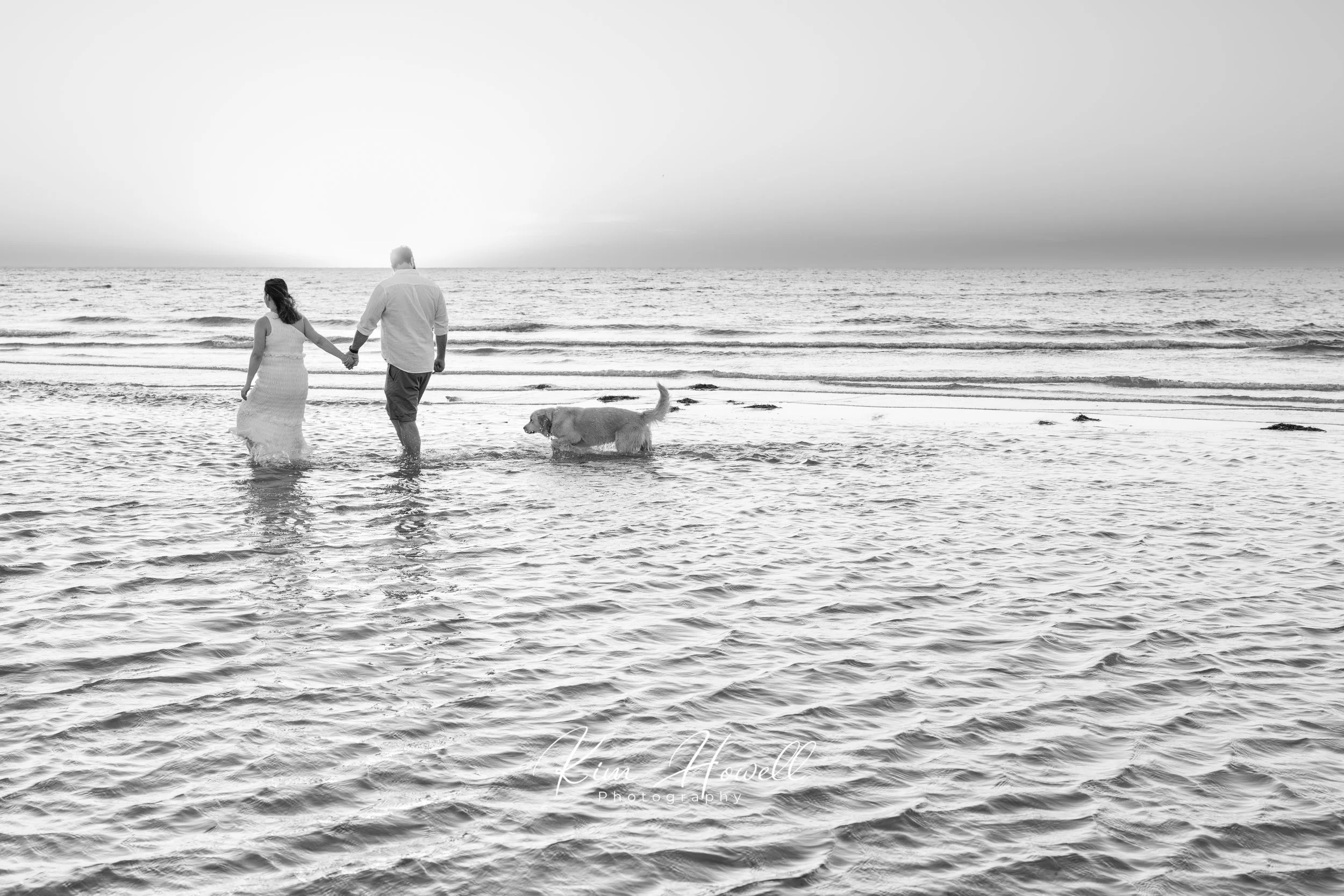 Scott & Mel at Largs Bay South Asutralia Family Photography & Maternity, Golden Retrieved & Pet Photography at the beach Canon R6-152.jpg