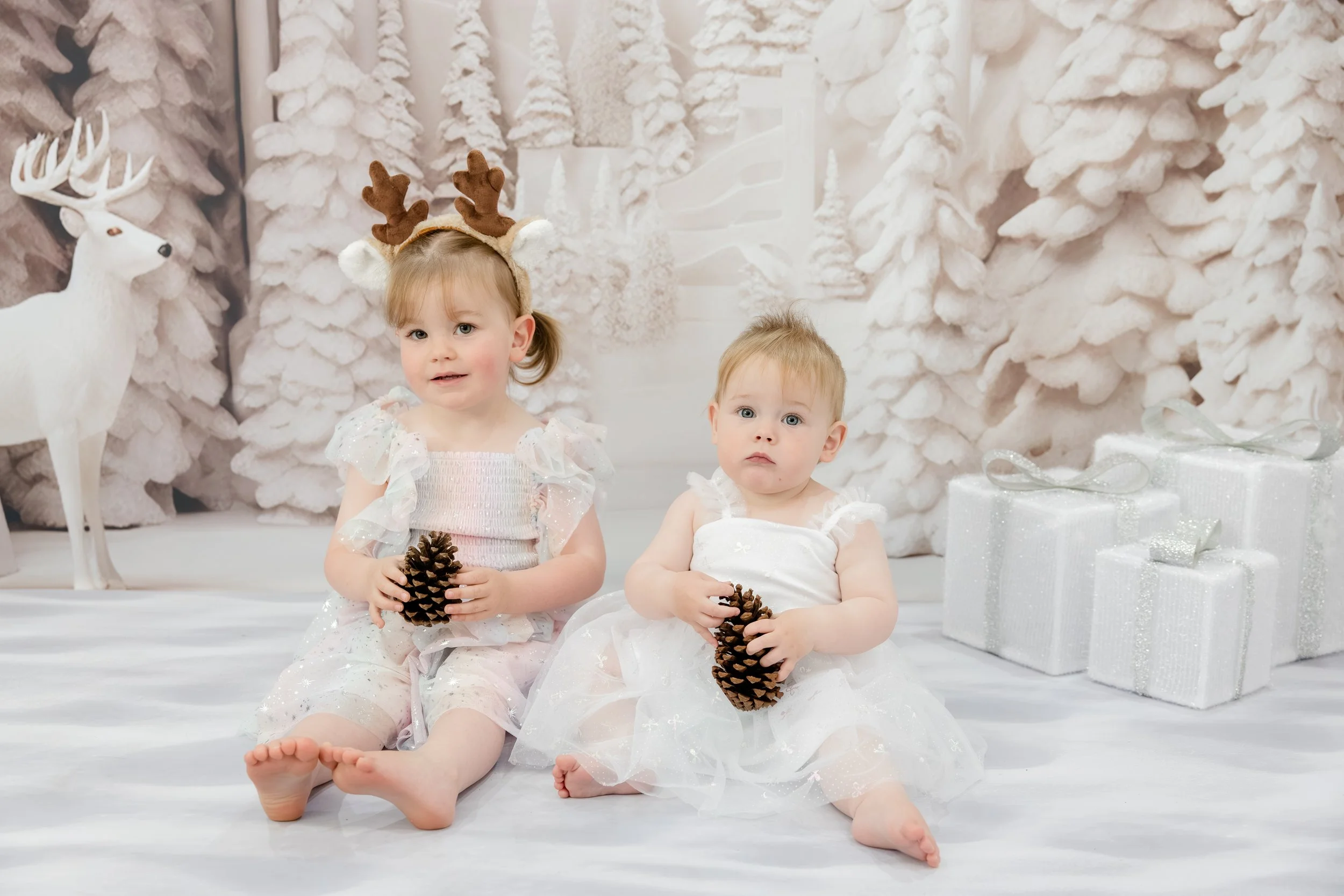 Hodges Family Christma Mini Session-23.jpg