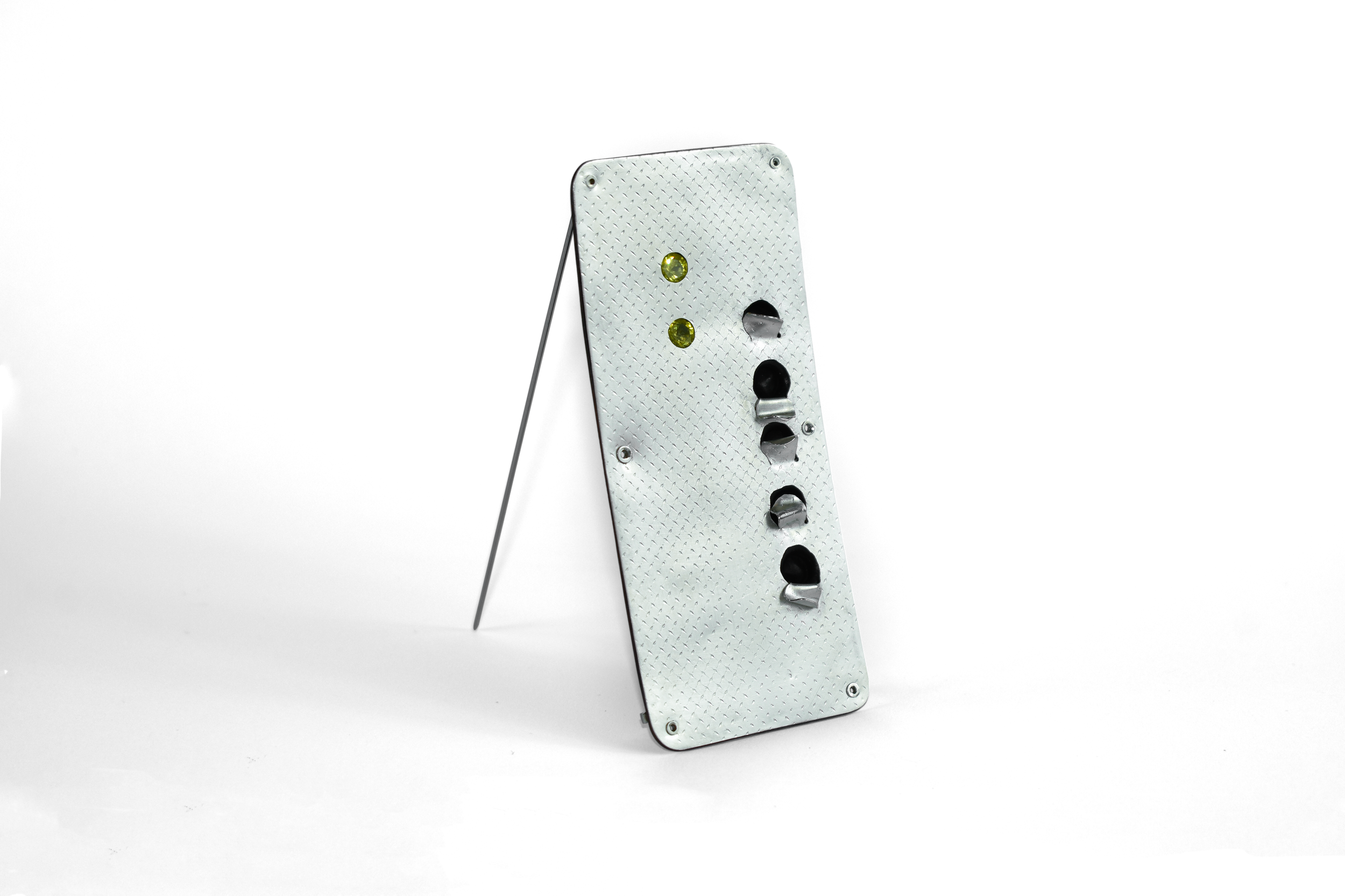 17mg: Brooch - Britannia Silver, Sterling Silver, Oxidised Copper, Yttrium Aluminium Garnet, Stainless Steel (Brooch Pin), 100mm x 40mm x 8mm