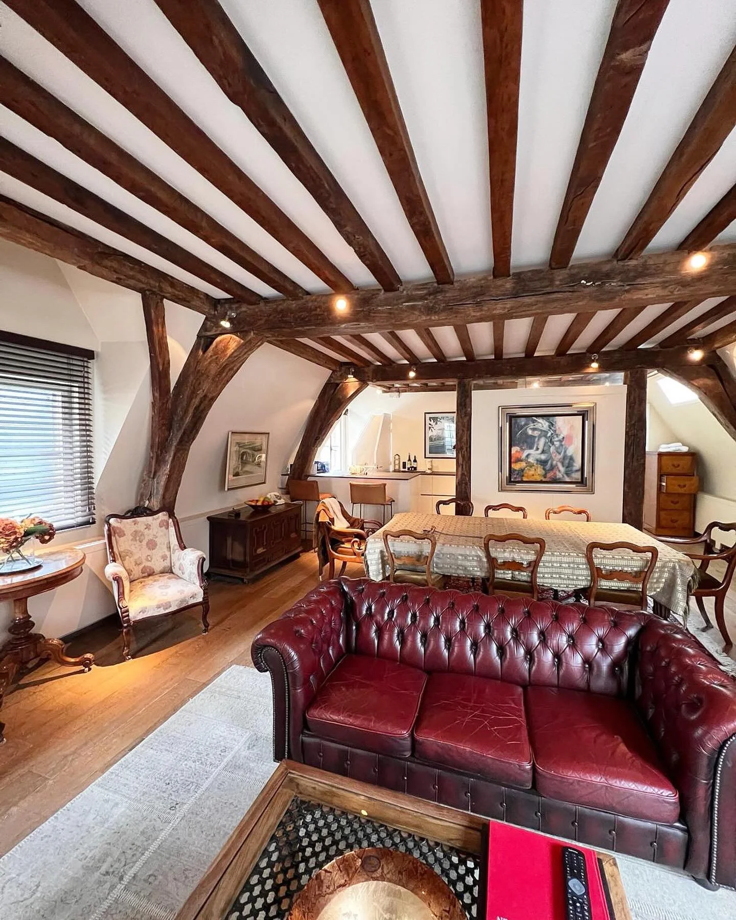 Make your Antwerp city break dreams come true &amp; stay in our stunning central residence. Now open for 2026 bookings via the links in the bio!