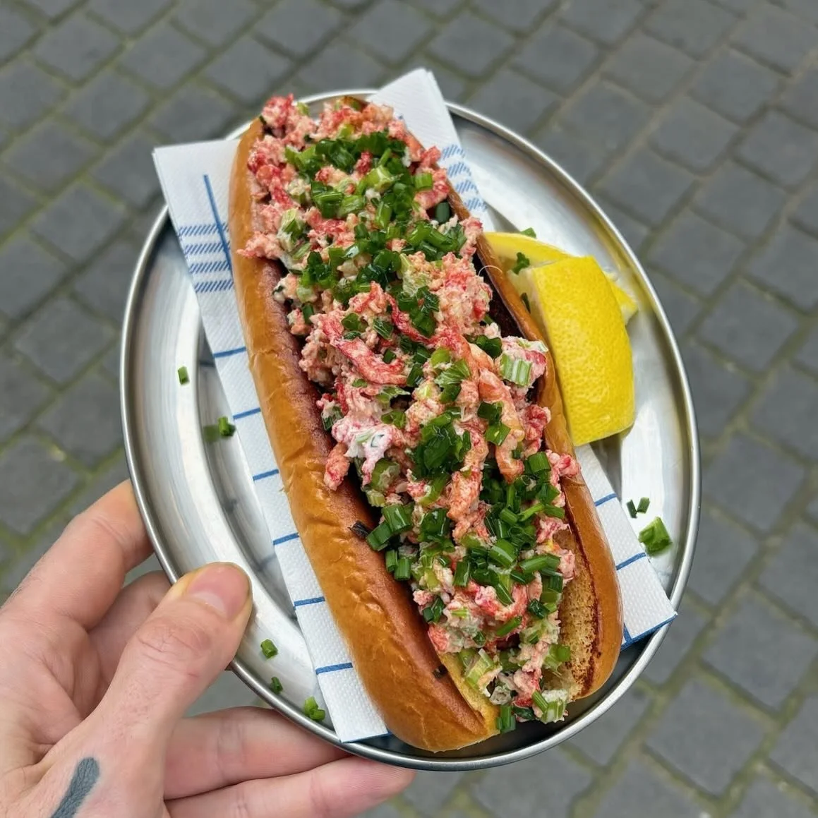 Recommendation | For great sandwiches @quitefrankly_deli a 5 min walk from our Lijnwaadmarkt residences ⁣
.⁣
.⁣
.⁣
.⁣

⁣
.⁣
.⁣
.⁣
.⁣
.⁣
#amsterdam #antwerp #antwerpblogger #antwerpcity #antwerpen