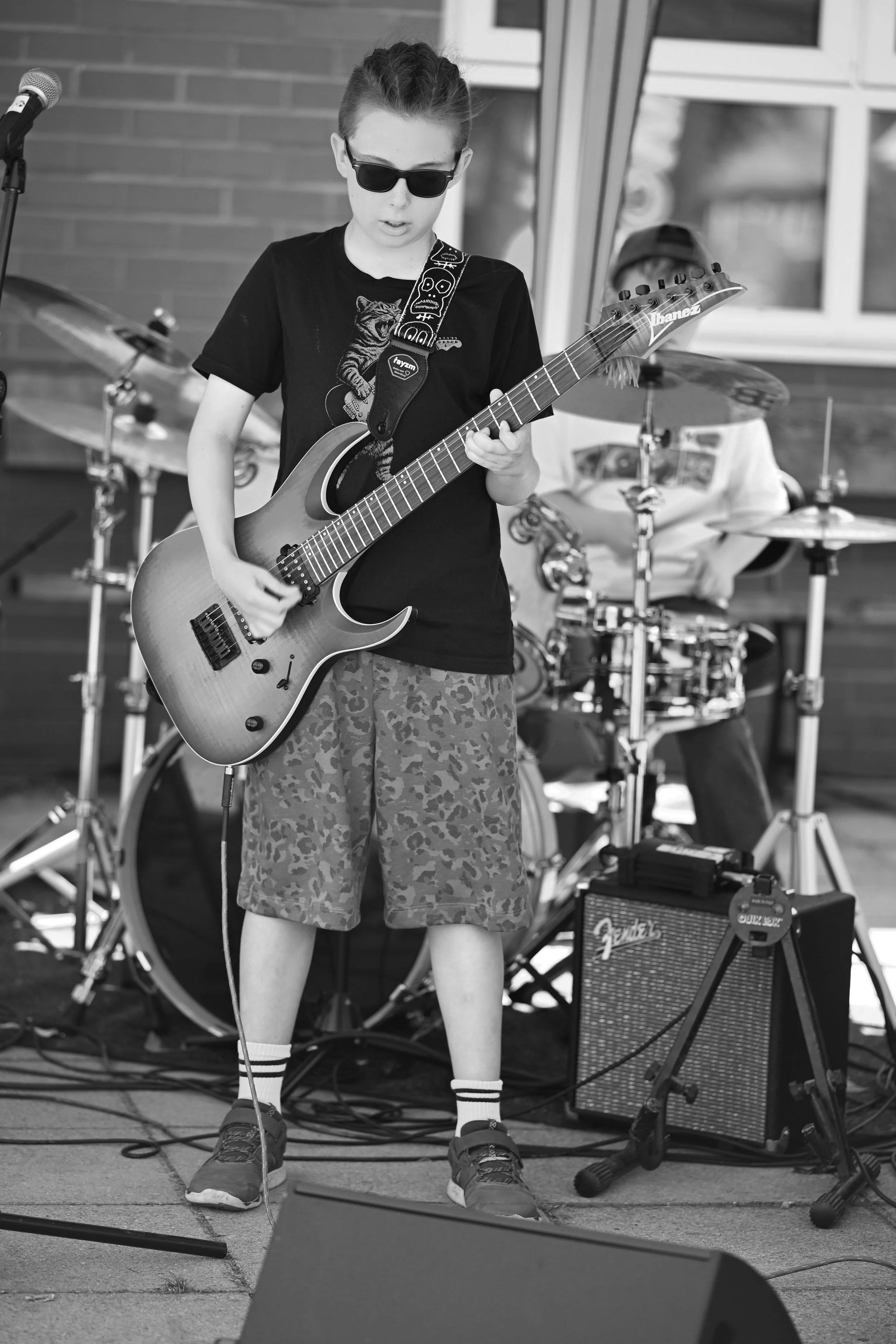 CM2_2440_bw.jpg
