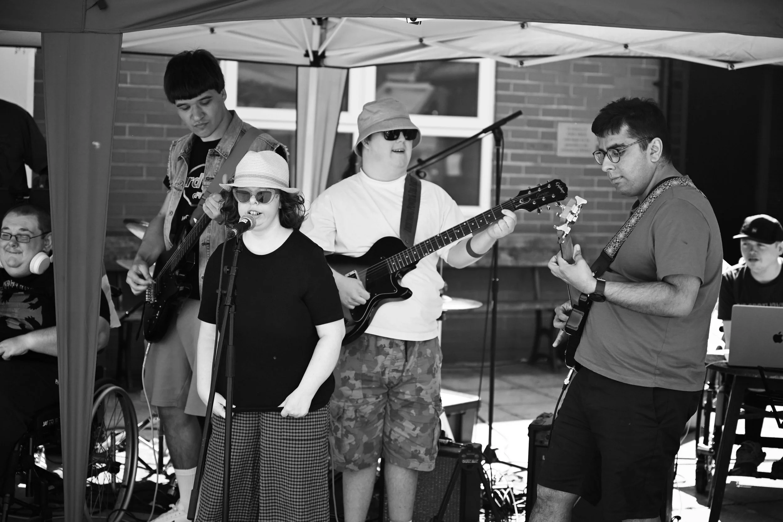 CM1_6521_bw.jpg