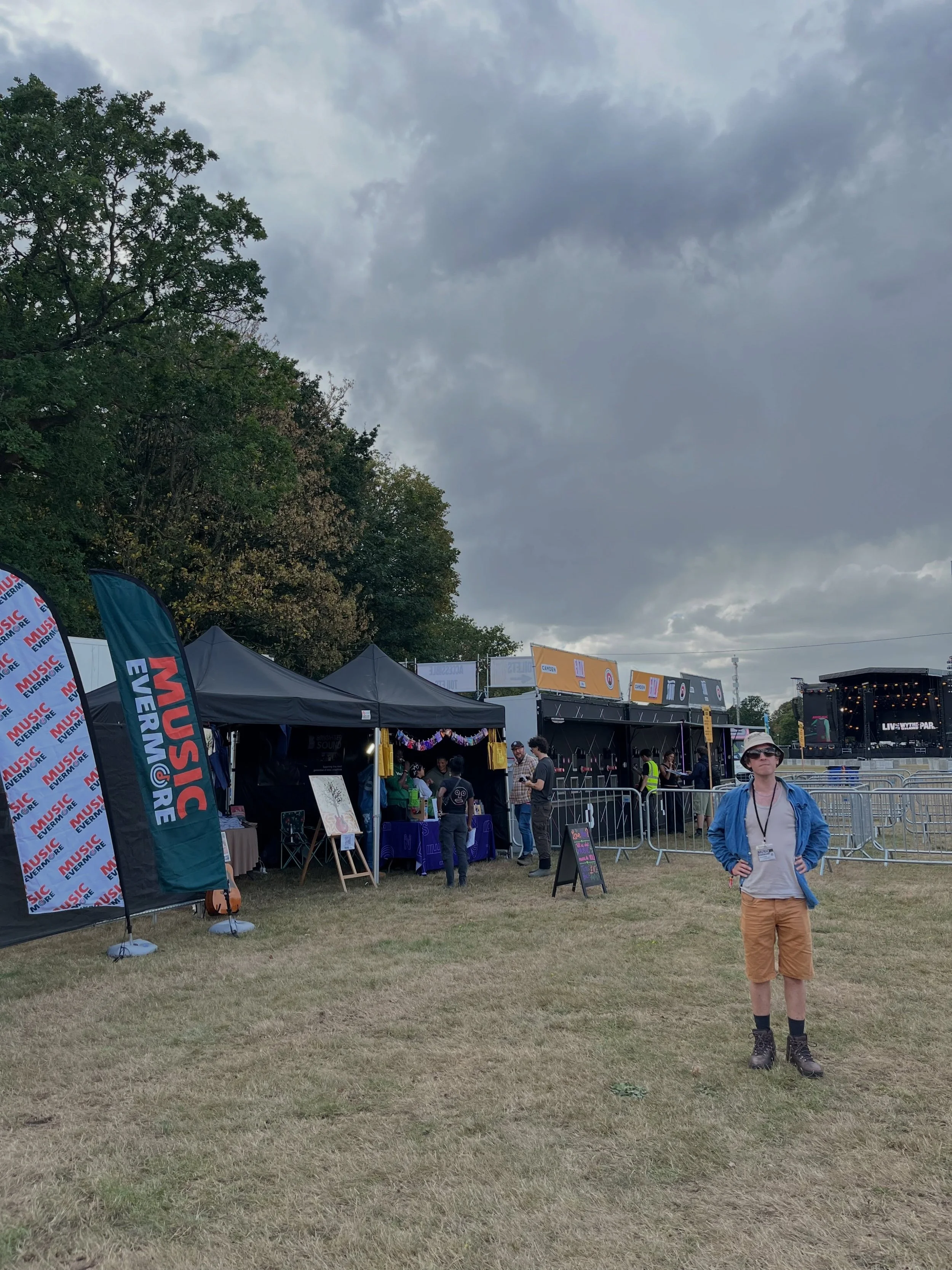 Not long until doors open for The Cure live from Wythenshawe Park 🙌🏻🤘🏻 @livefromwythenshawepark
