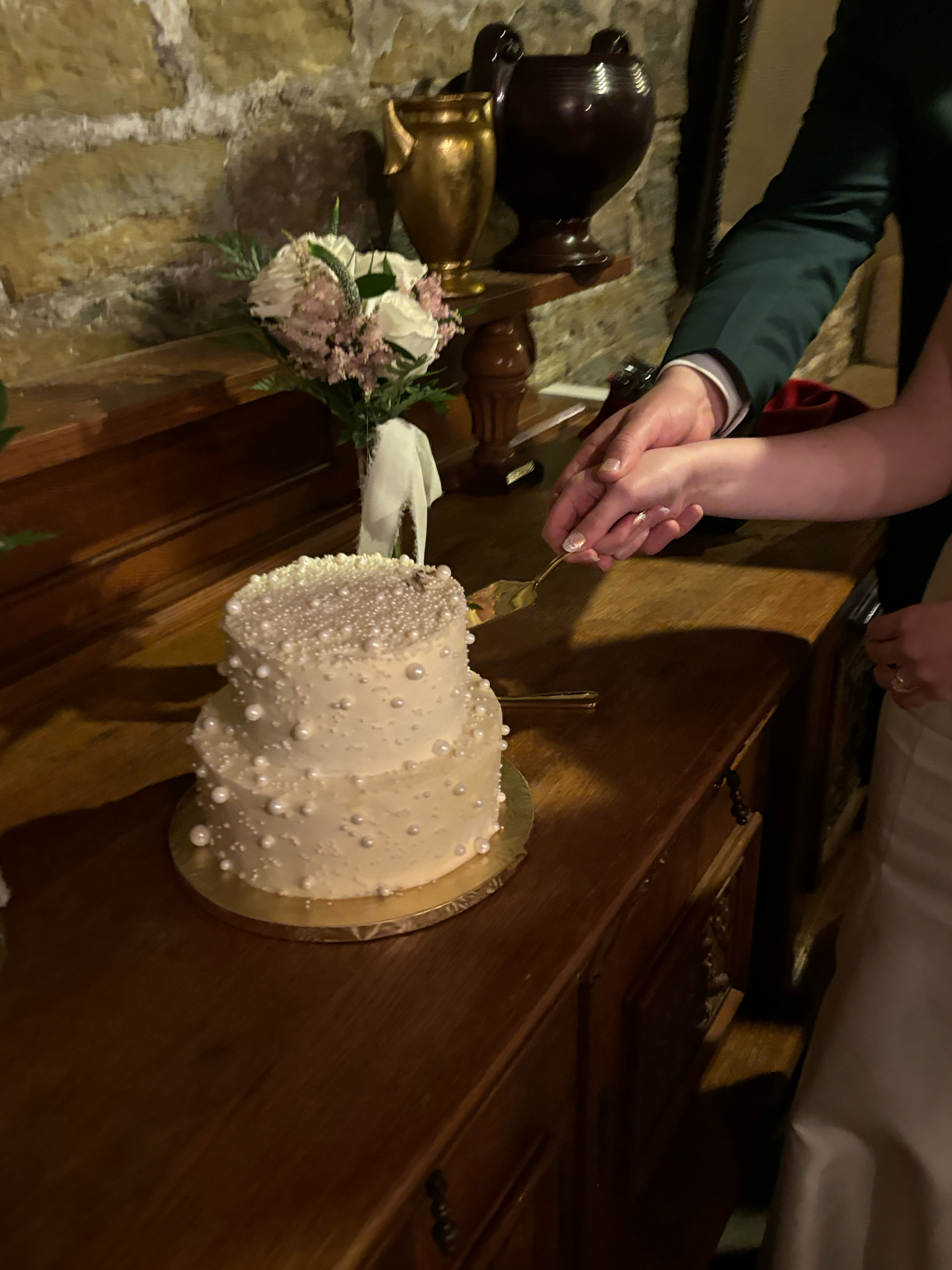 Wedding cake decorated with pearls 