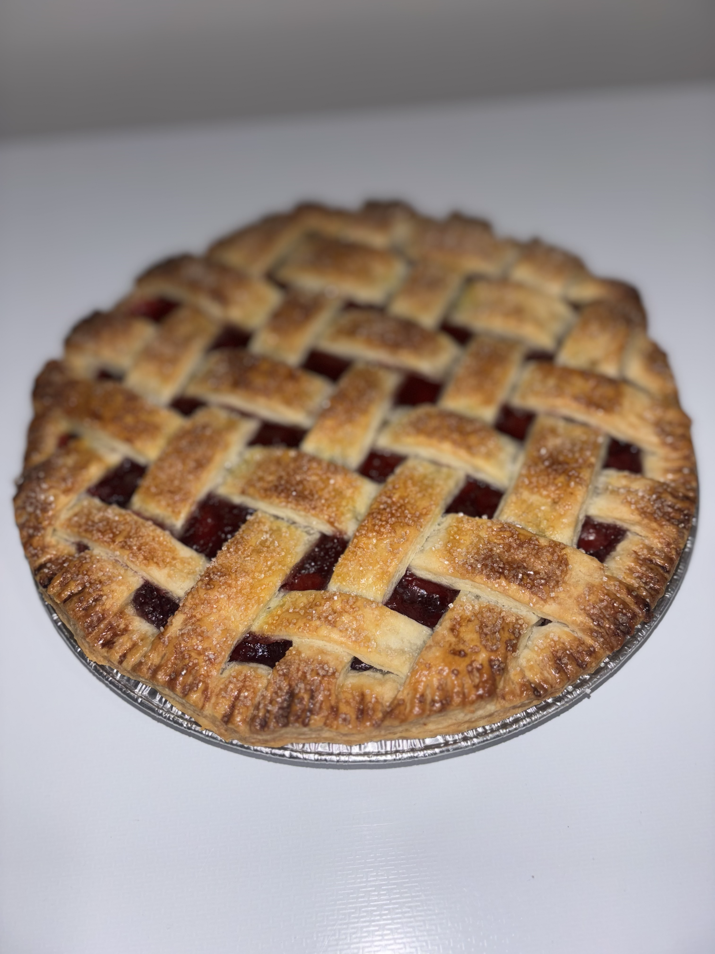 Cherry lattice pie