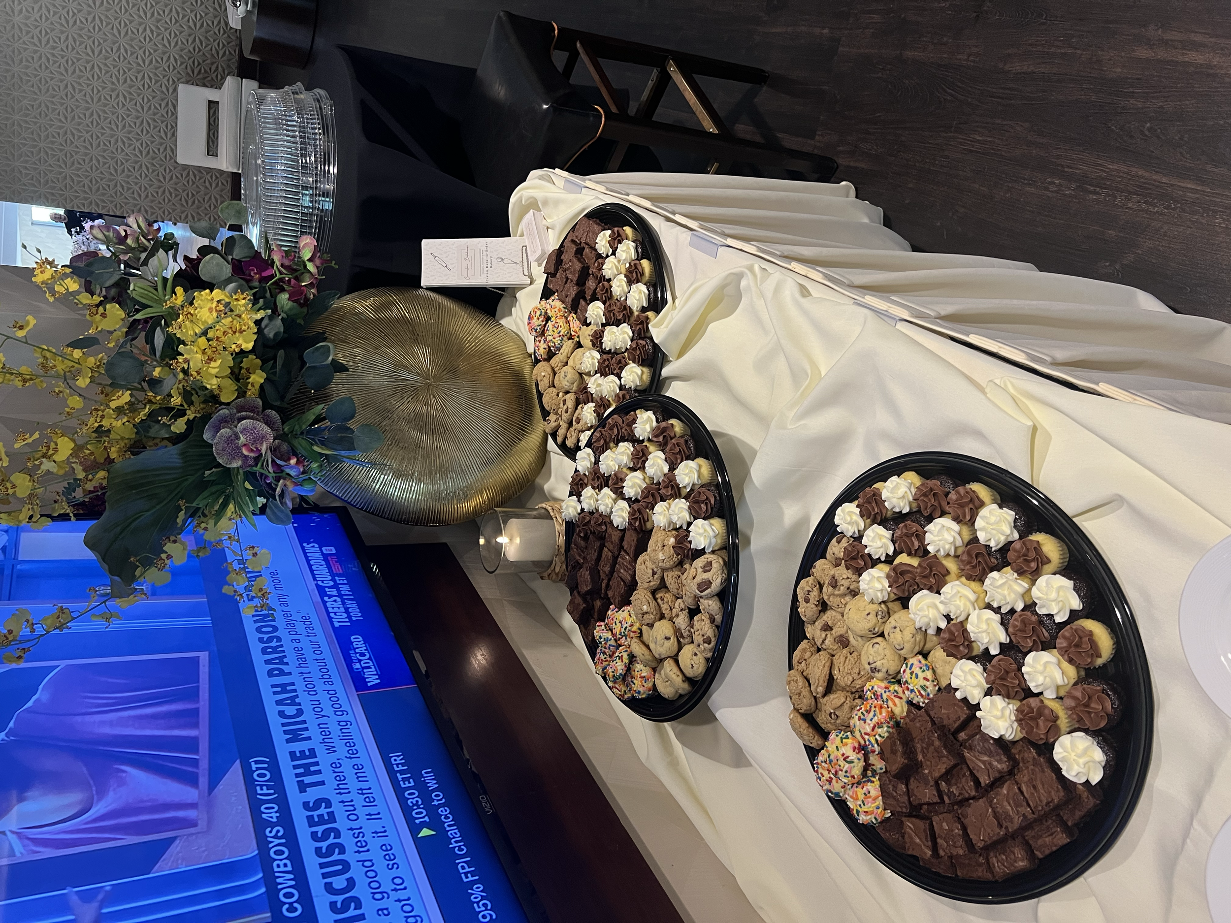 Assorted dessert trays
