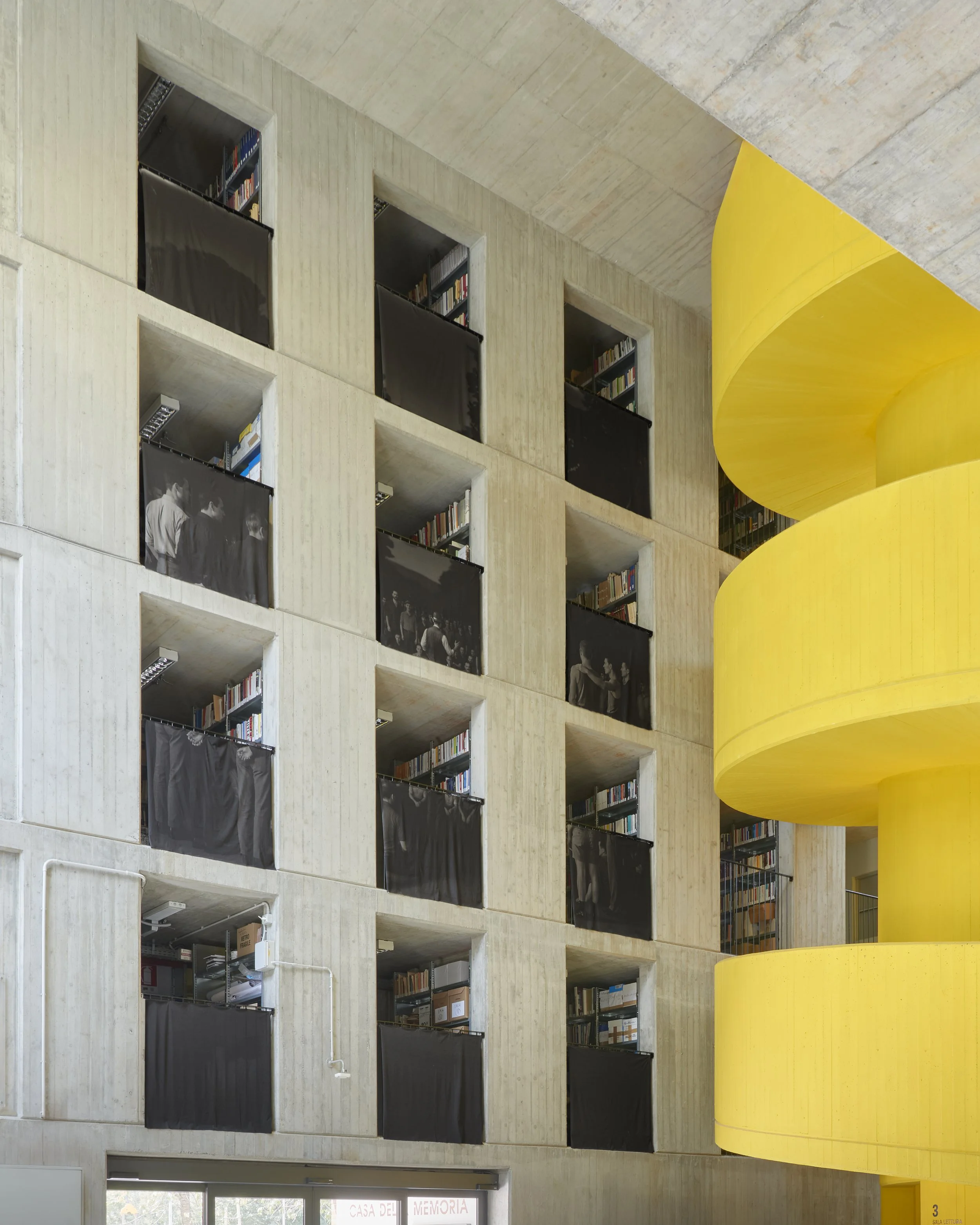 Canti da cortile - installation view