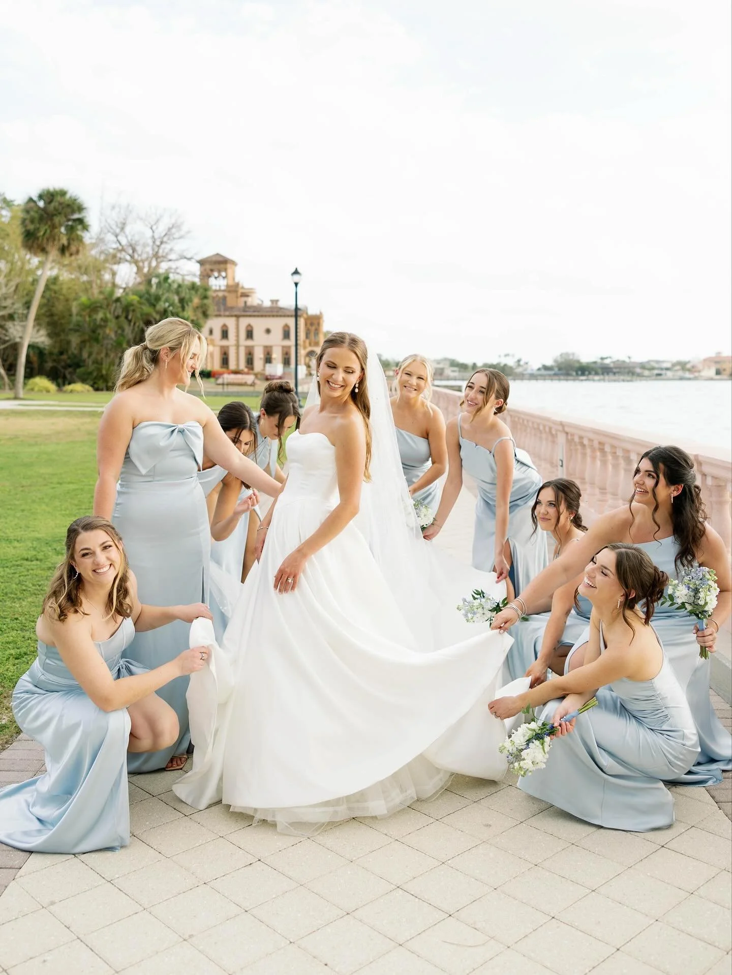Soft blooms and something blue✨🩵
&bull;
&bull;
&bull;
&bull;
Videographer: @iyrus_weddings
Venue: @events.ncf
Planner: @lauradetwilerevents
DJ: @ghamobiledjs
Cake: @sweet_doctors
Caterer: @curatedcatering_events
Photographer: @graceannraephotos
HAMU