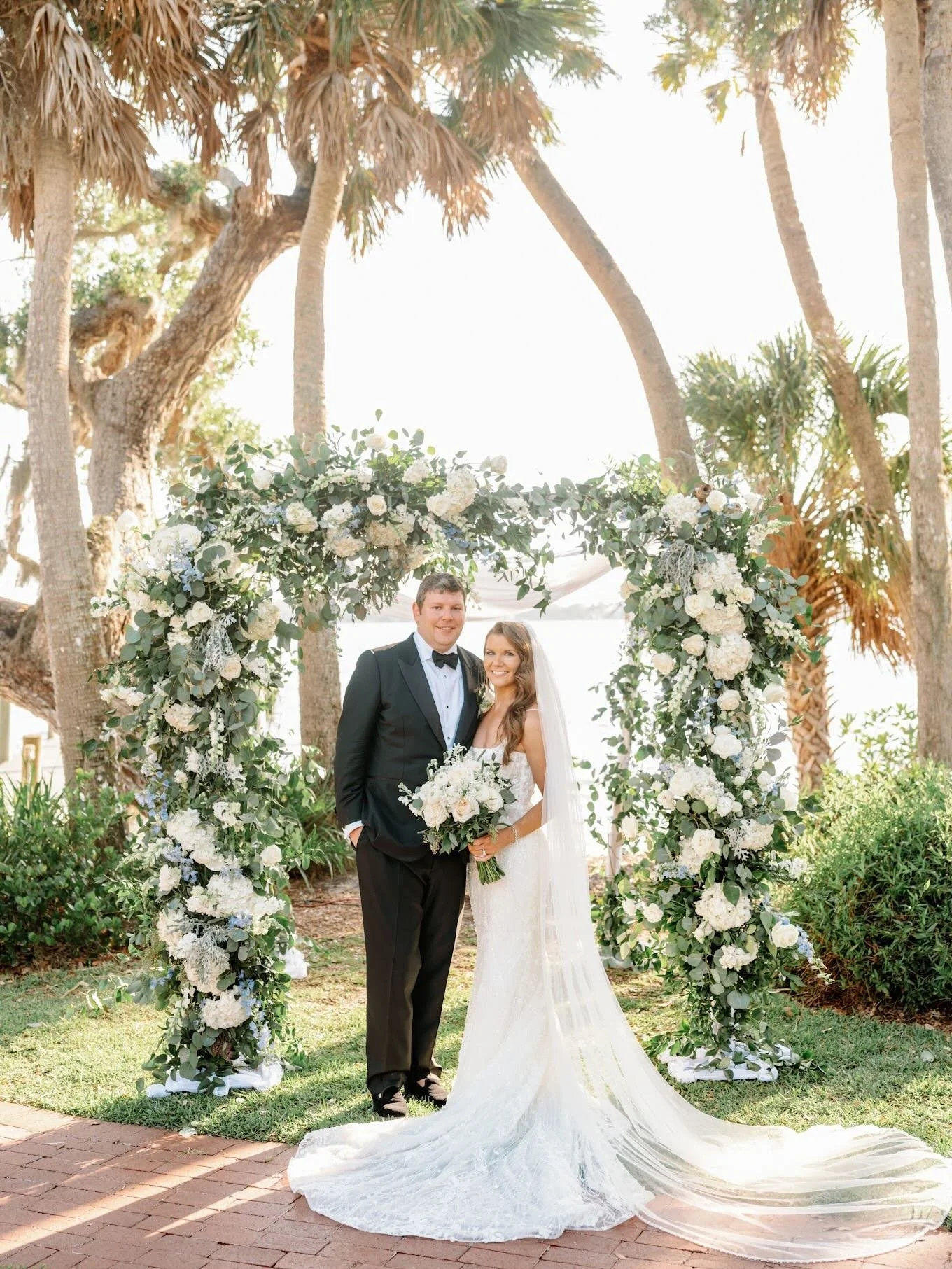 Color pallets that scream, timeless, and effortlessly elegant&gt;&gt;&gt;&gt; 
&bull;
&bull;
&bull;
&bull;
venue: @baypreserve
planning: @kellykennedyweddingsandevents
photo: @bethjoyphoto
video: @cgmproductionfilms
glam: @adorebridalhairandmakeup
fl