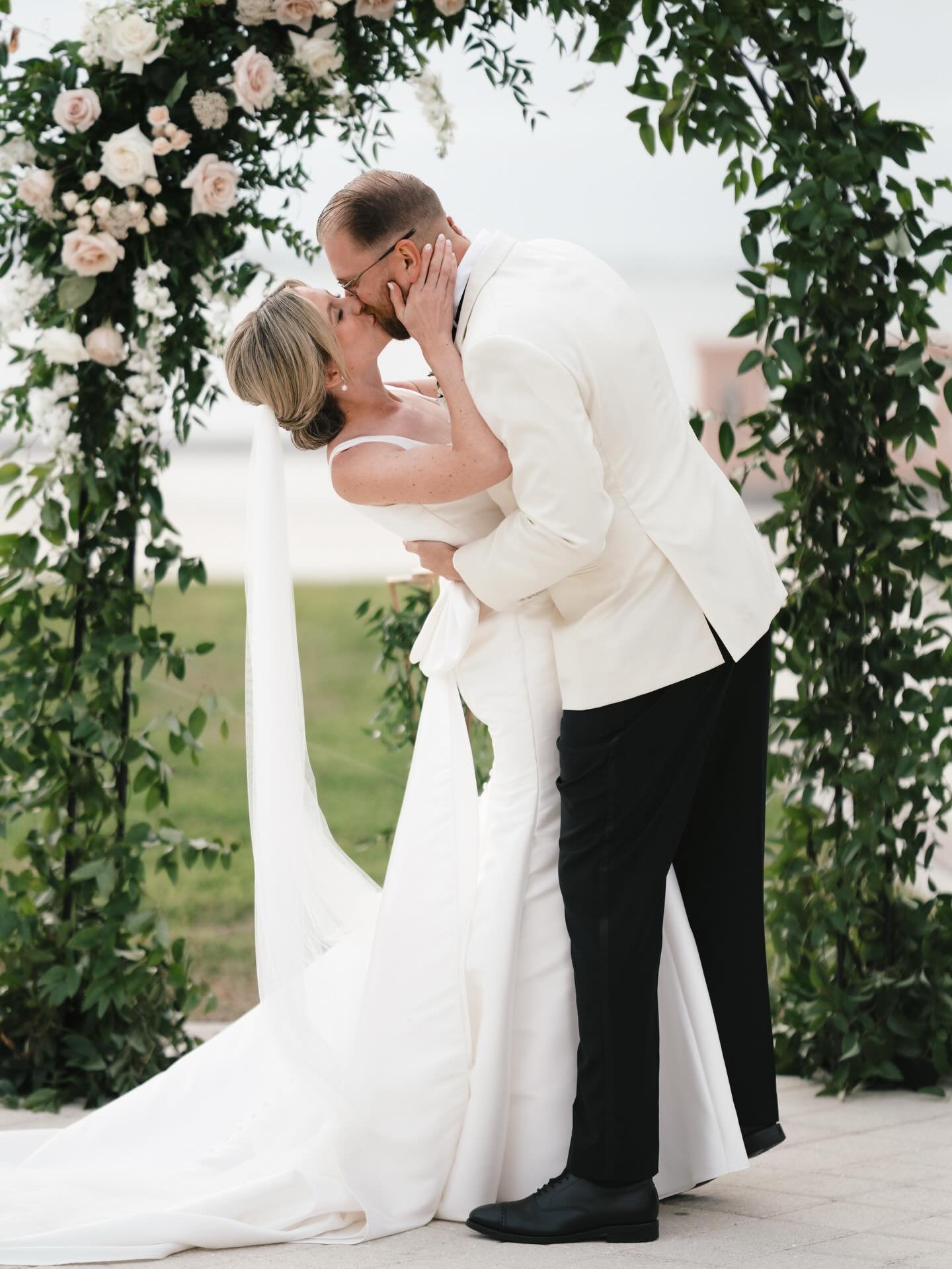 and they lived happily ever after🌸✨
&bull;
&bull;
&bull;
@eclecticelegancephoto
@bewedsrq
@events.ncf
@coastalfilmlab
@mattisonscatering
@ghamobiledjs
@theperfectdresssarasotaflorida
@sweetsbakehouse
@srqtrolley
@sunsetstringsmusic
@aweddingwithgrac