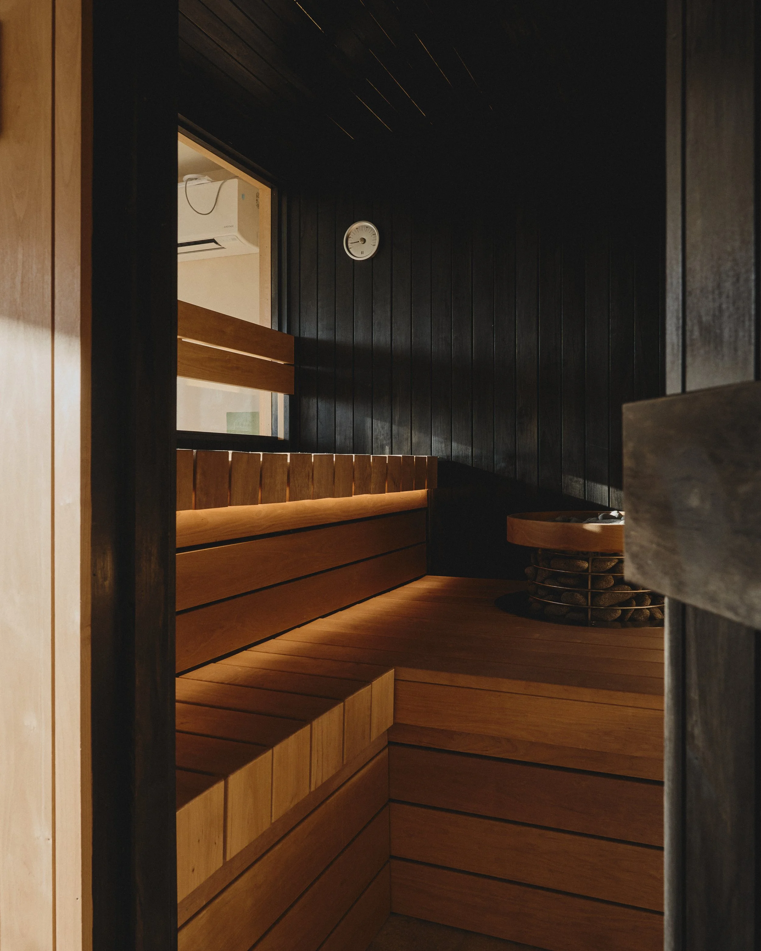 GymCraft-HighGate-Wooden Bench.jpg
