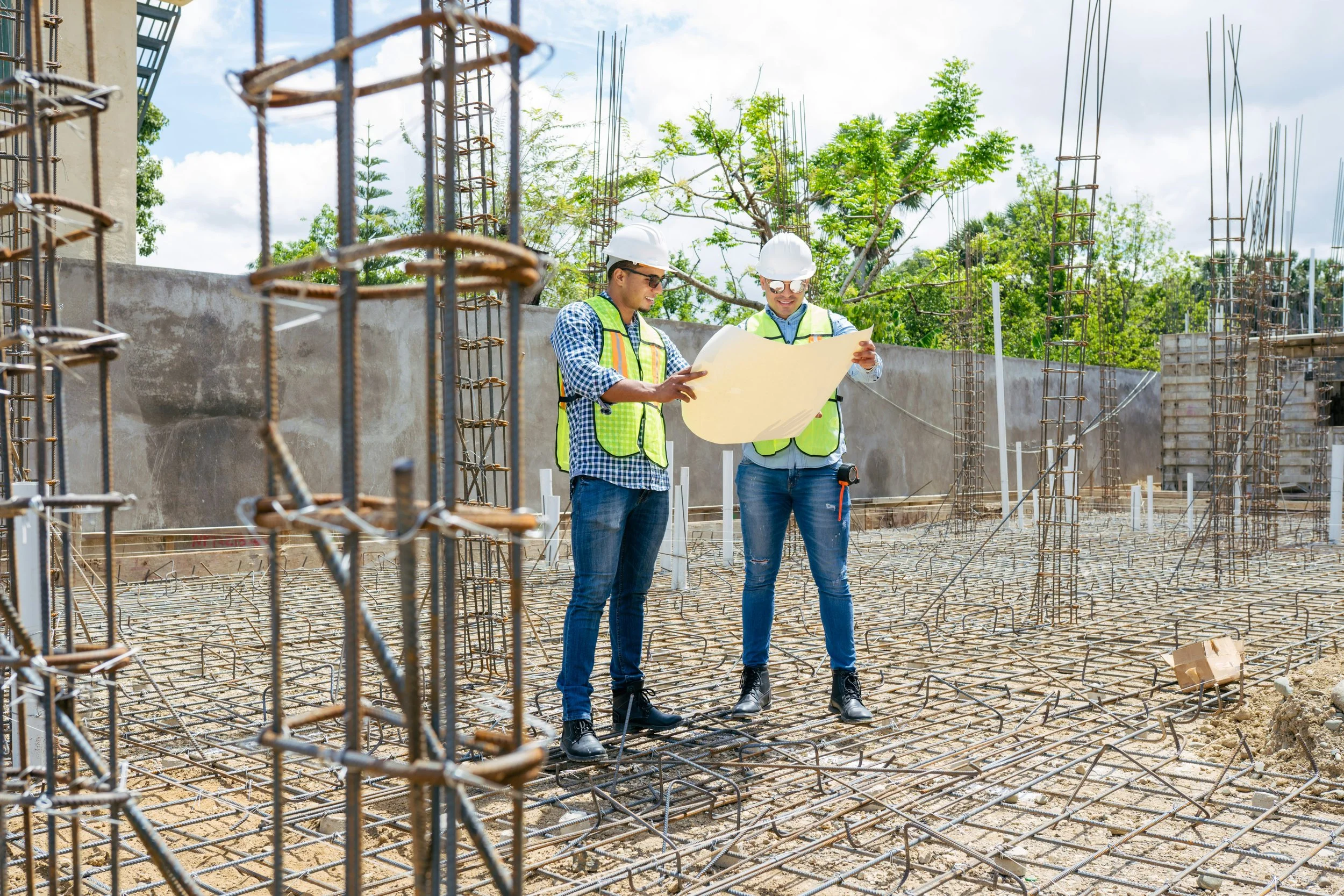How to Effectively Manage Temporary Construction Workers