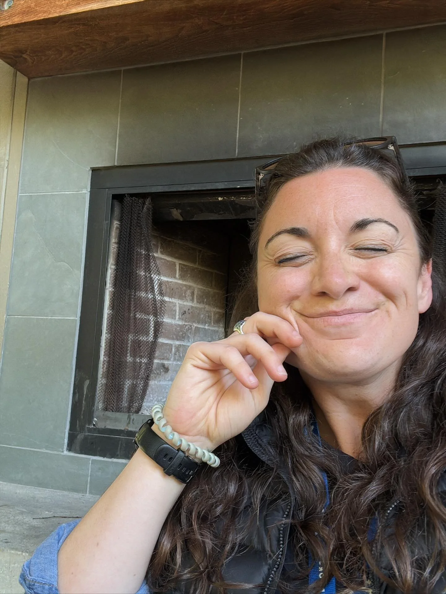 I&rsquo;M BAAACKKK!!! 
A glimpse of the magic that was the last two months ✨

November is here and full of amazing classes and opportunities!! Keep an eye on my stories for schedules! 

Can&rsquo;t wait to move with you again soon! 💚