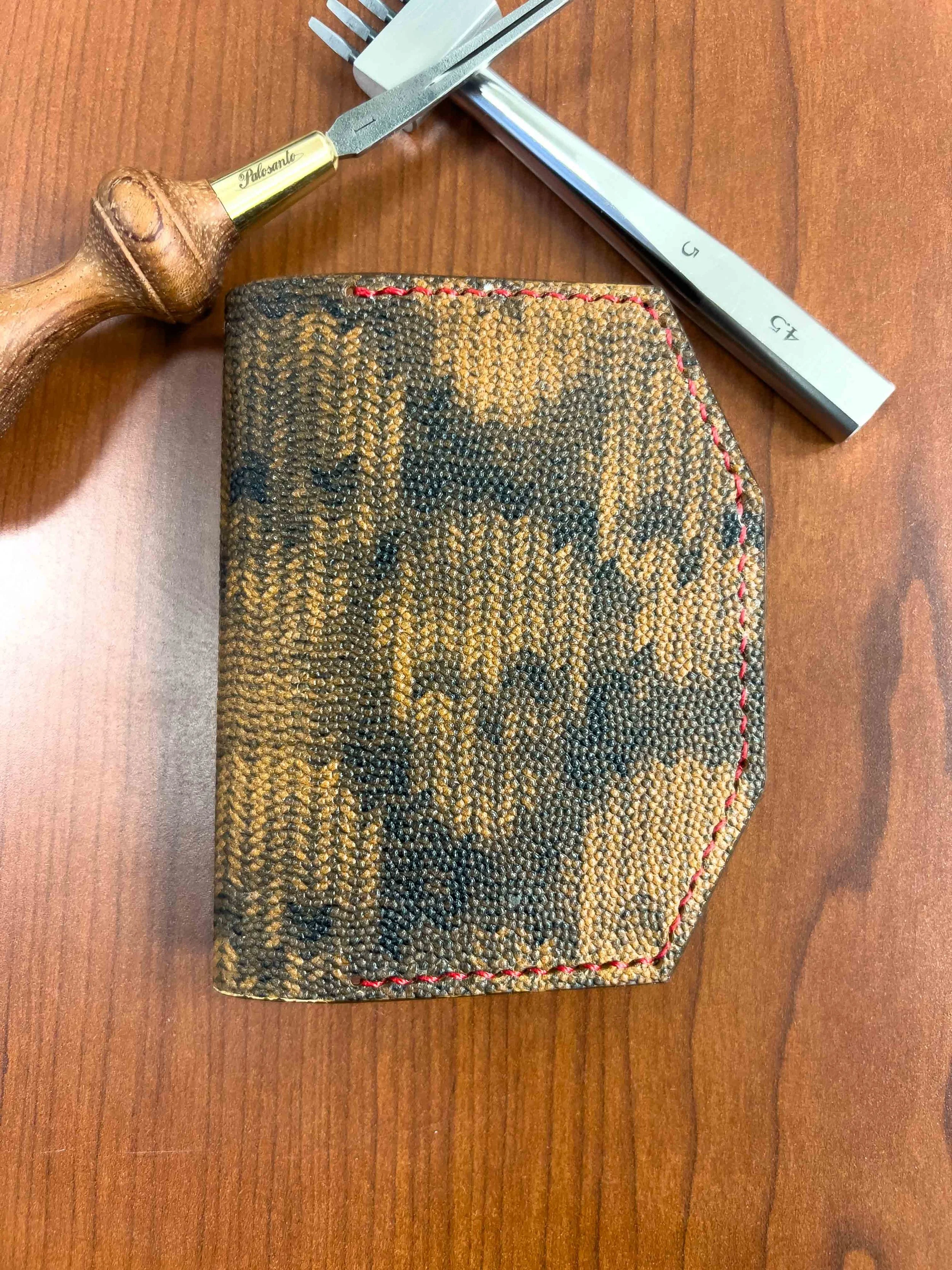 Skull pattern leather wallet, gothic card holder, alternative leather EDC, red contrast stitching