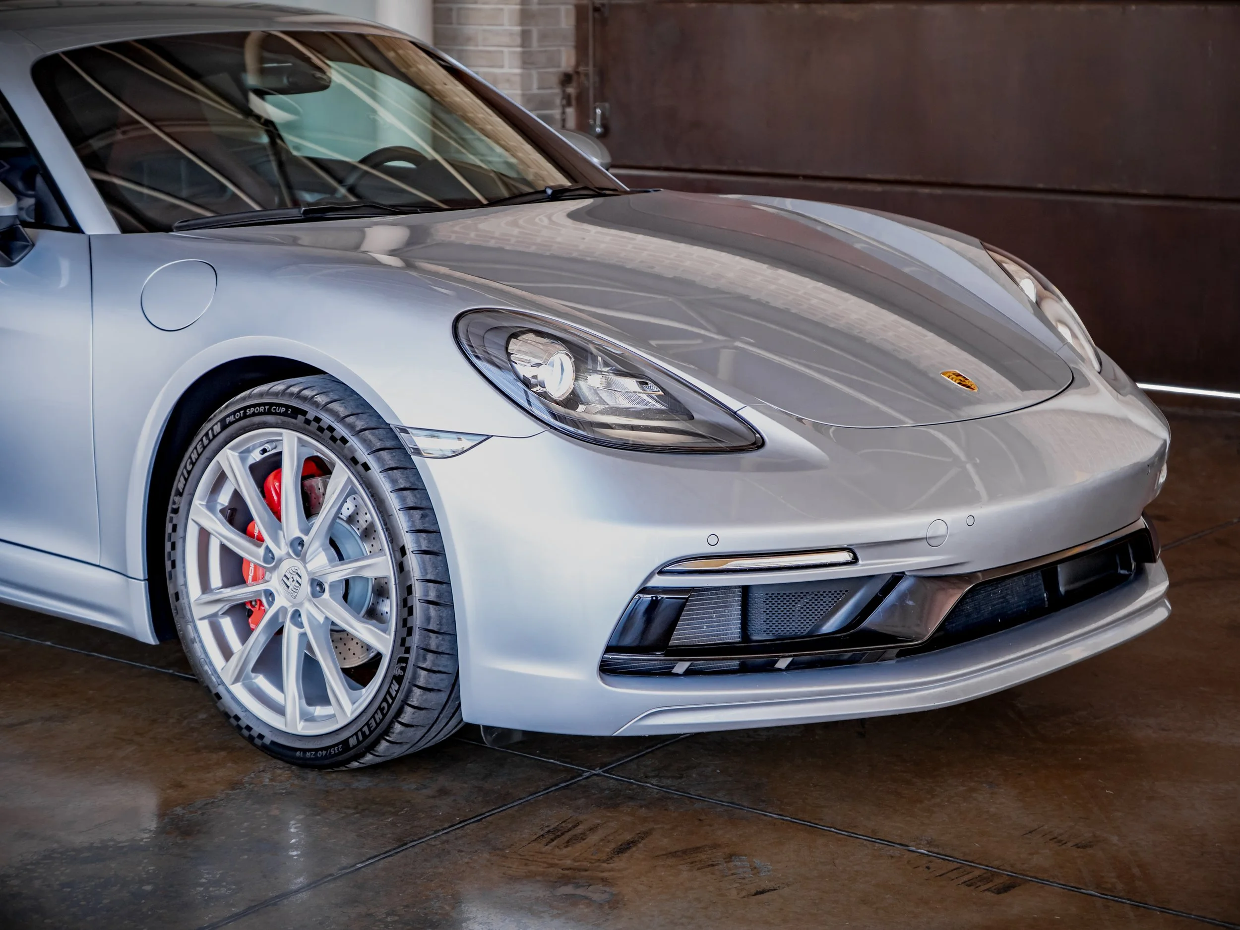 Porsche Cayman-4.jpg