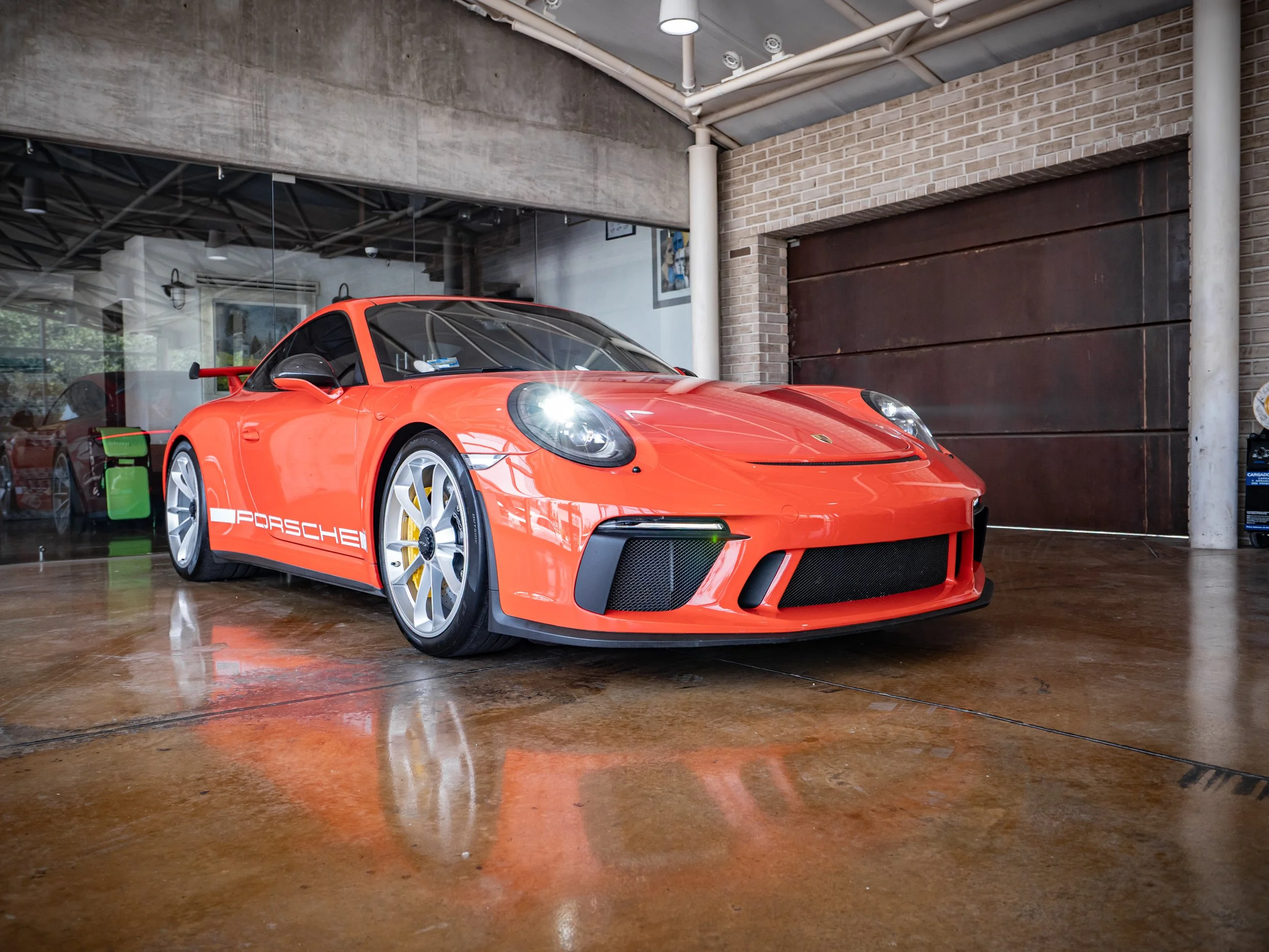 Porsche GT3-1.jpg
