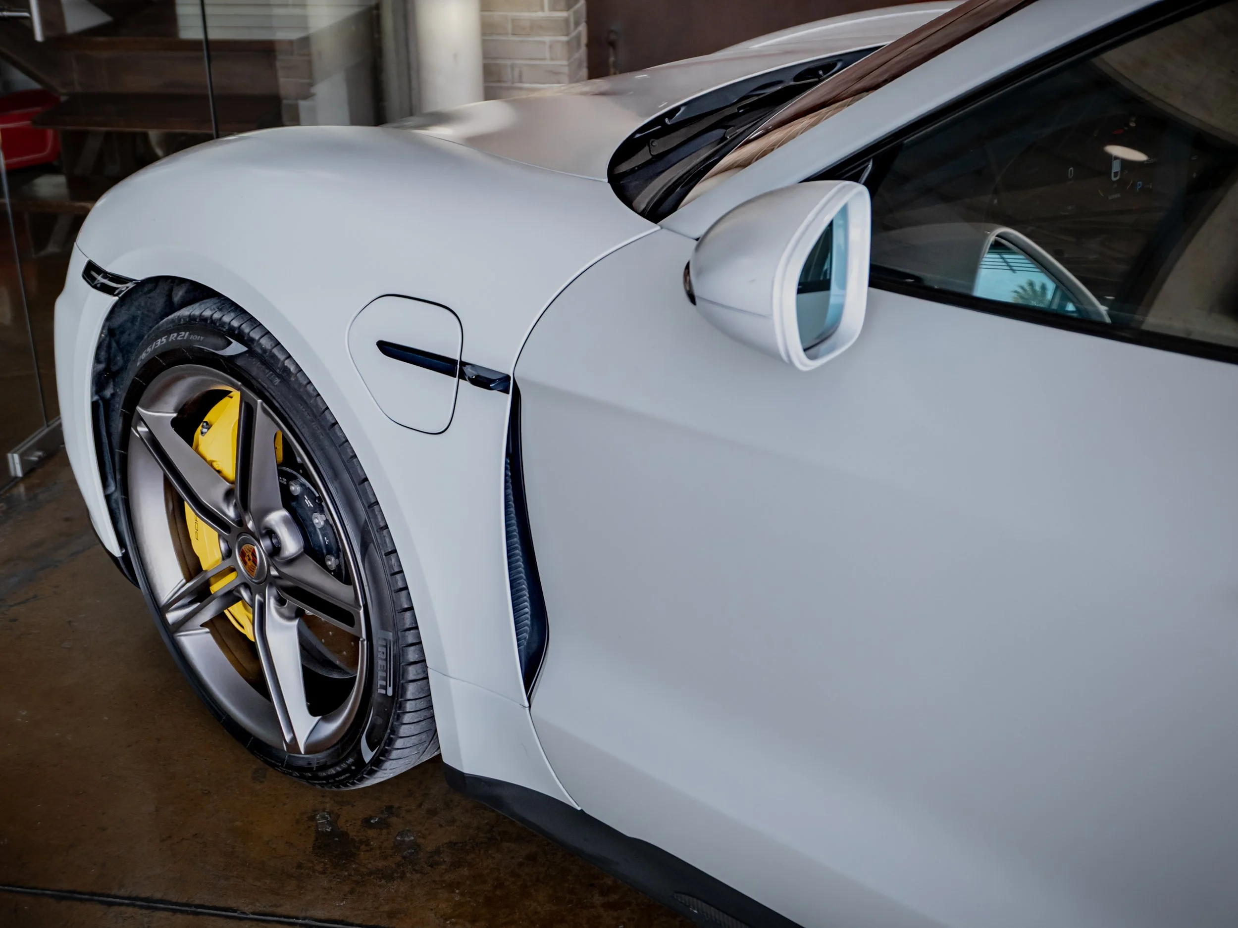 Porsche Taycan-21.jpg