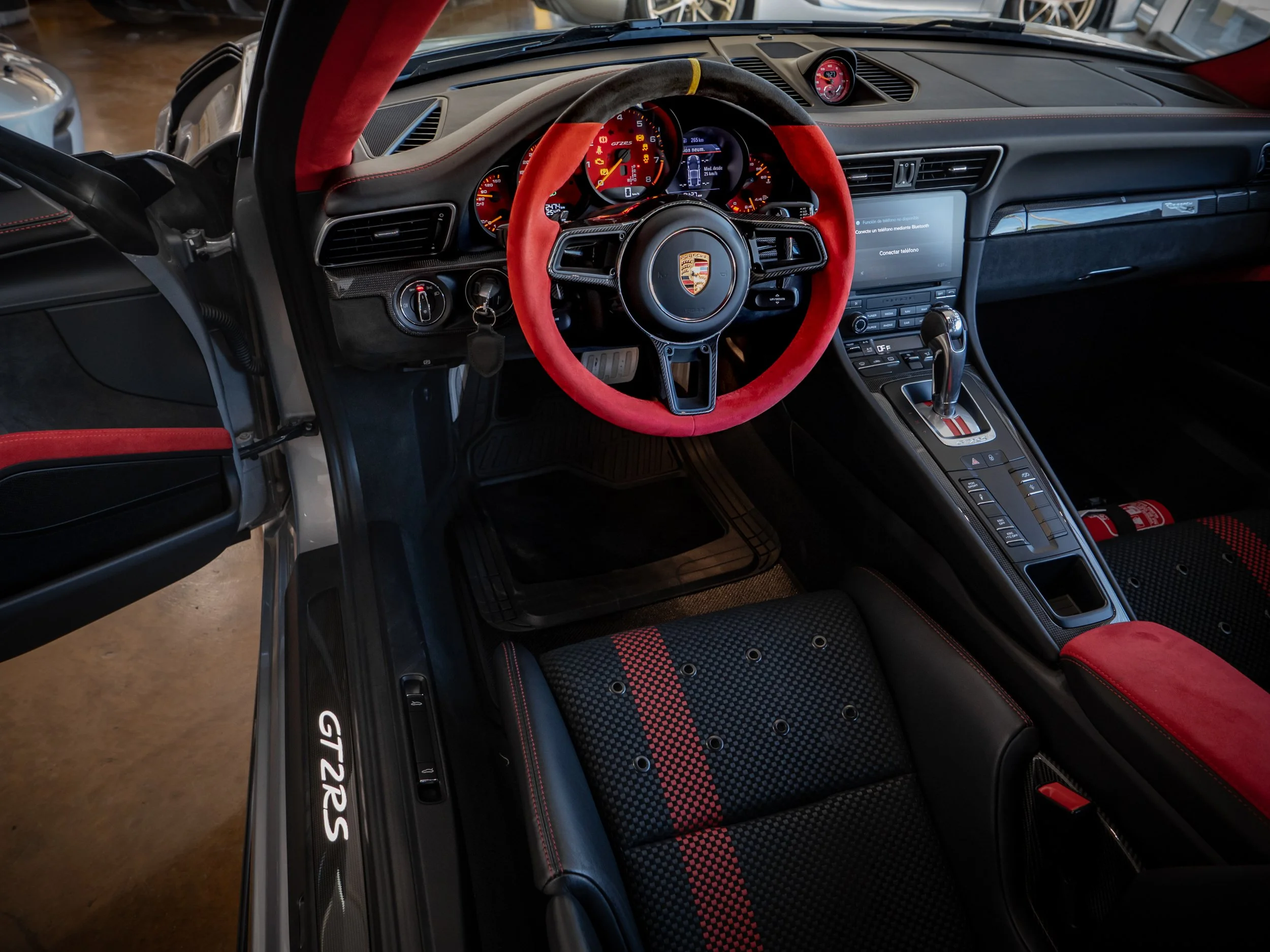 GT2 RS-10.jpg