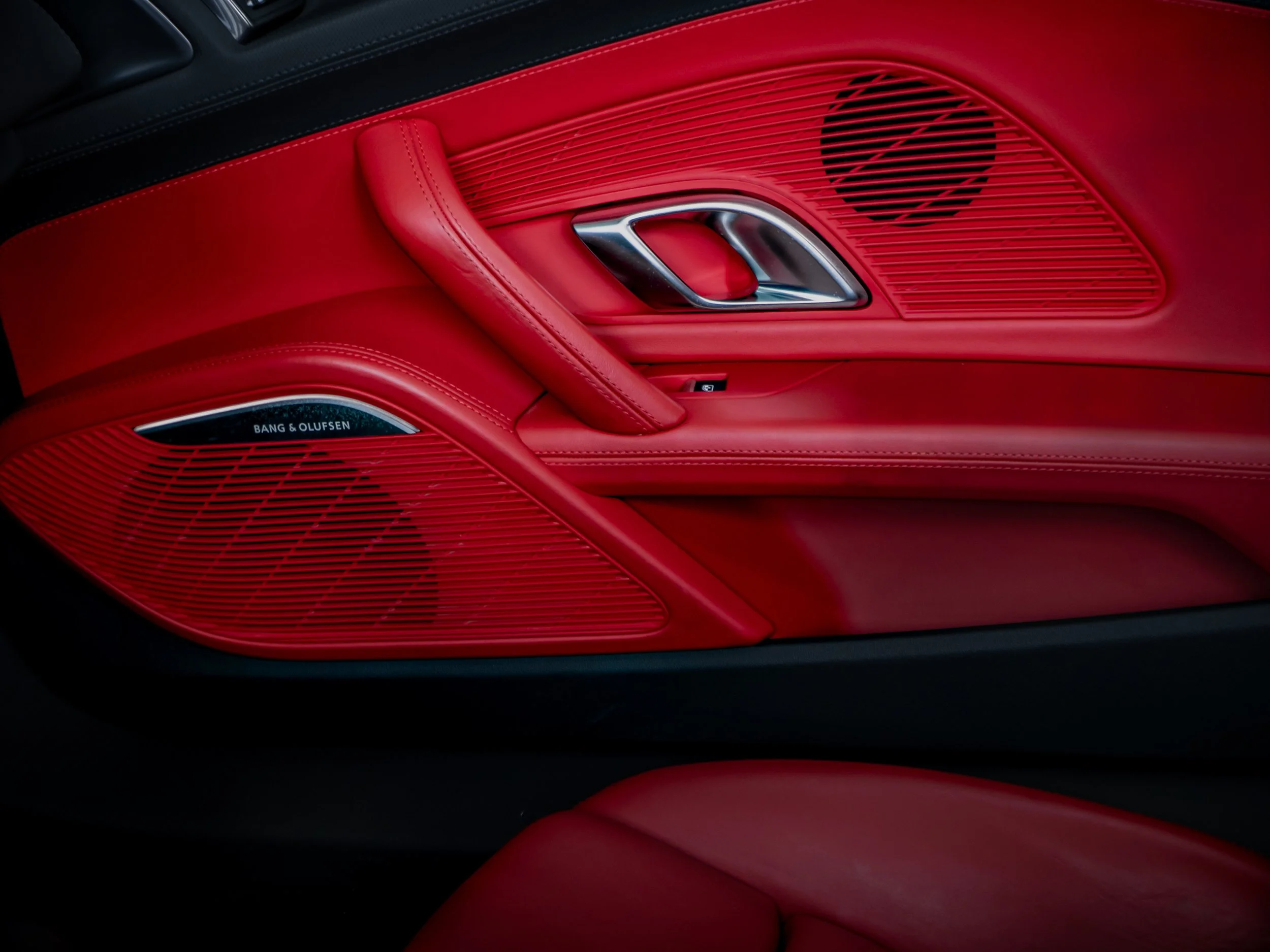 Audi R8-24.jpg
