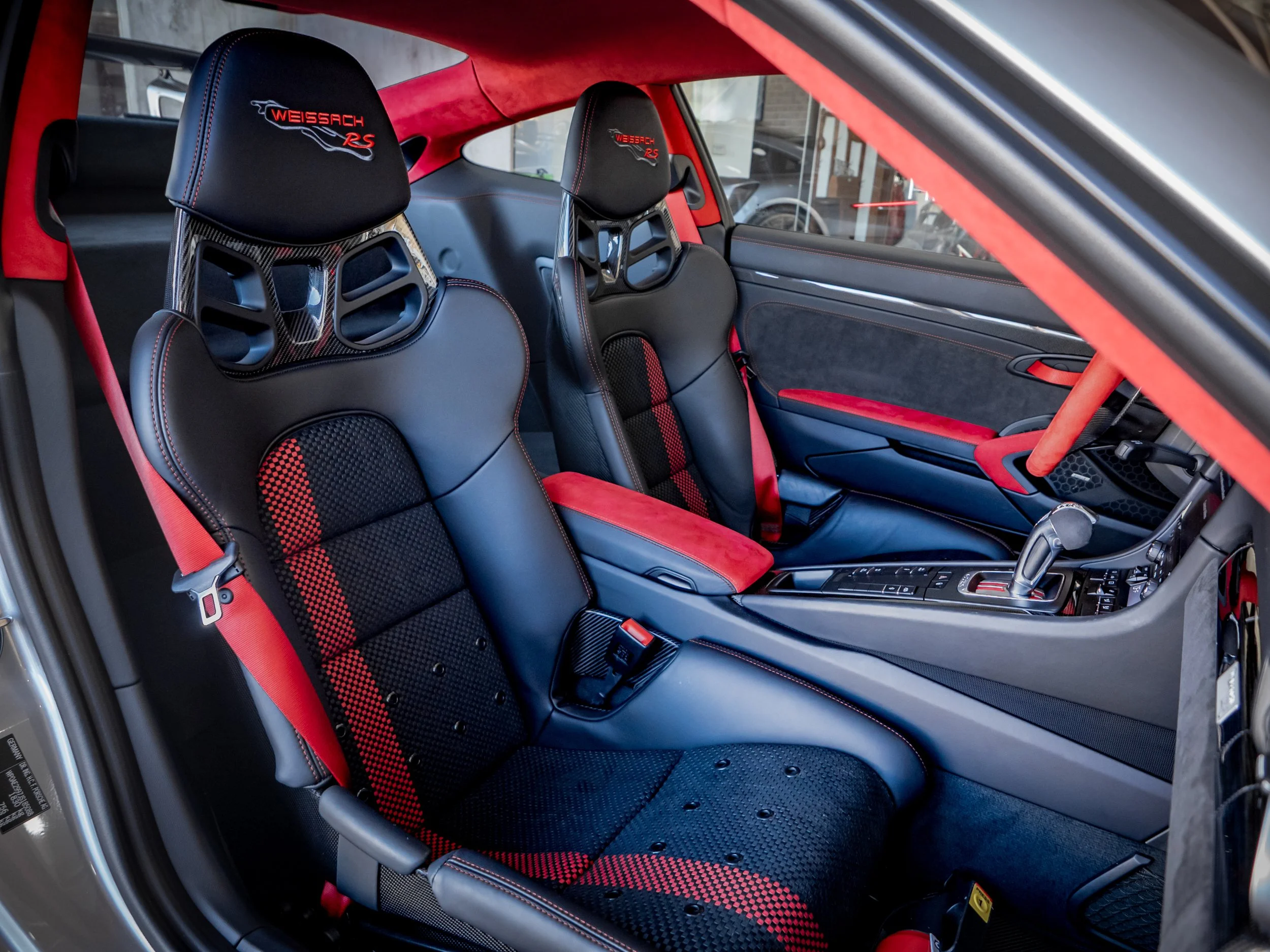 GT2 RS-21.jpg