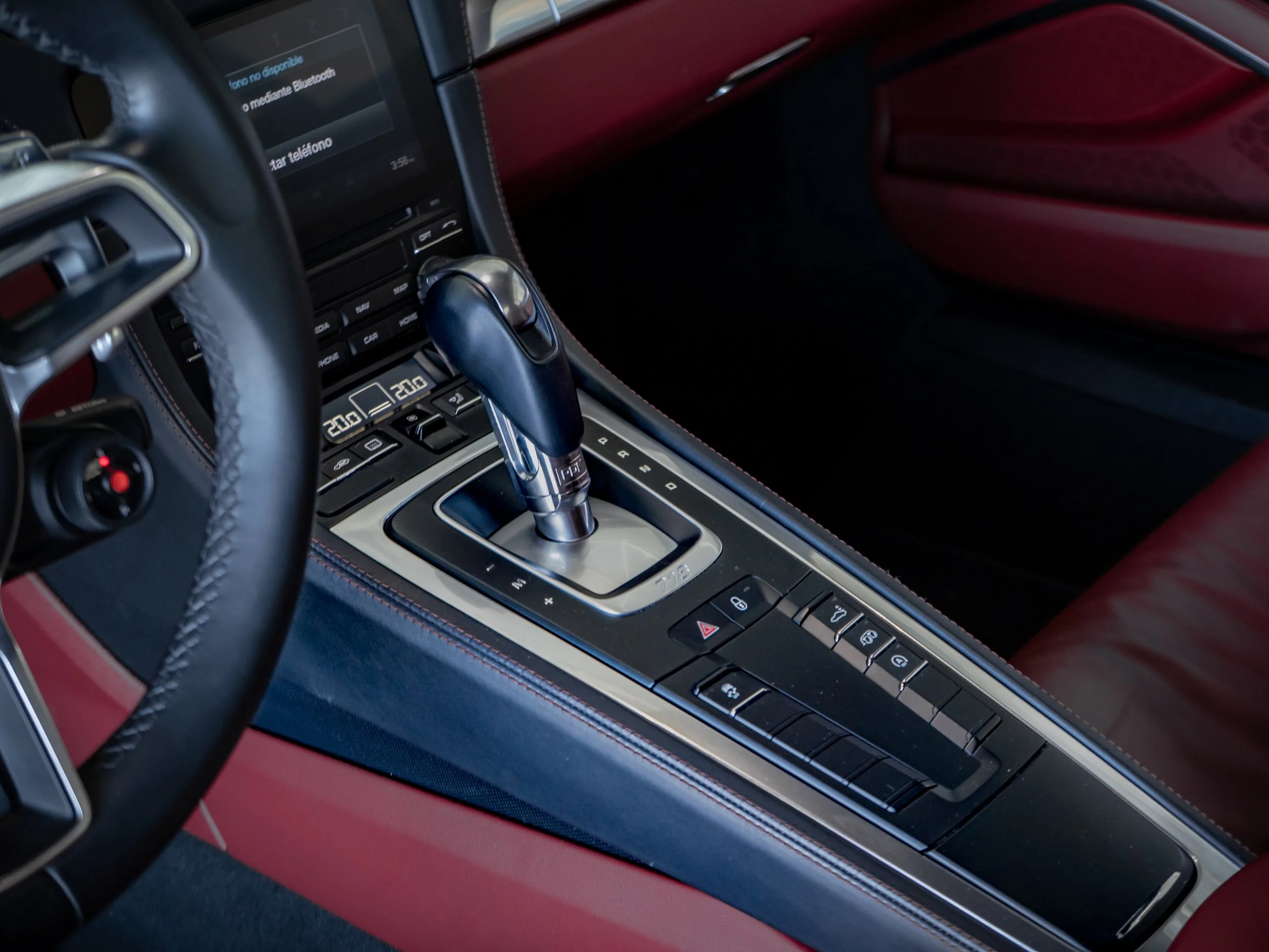 Porsche Cayman-20.jpg