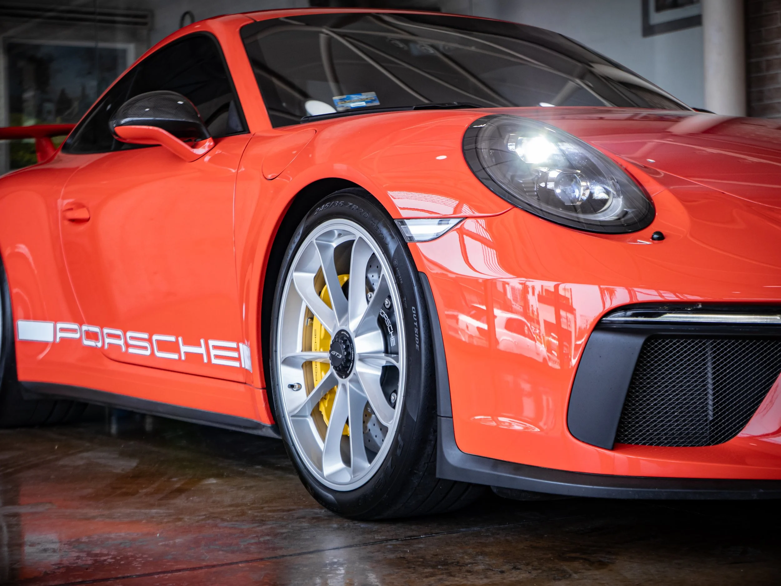 Porsche GT3-3.jpg